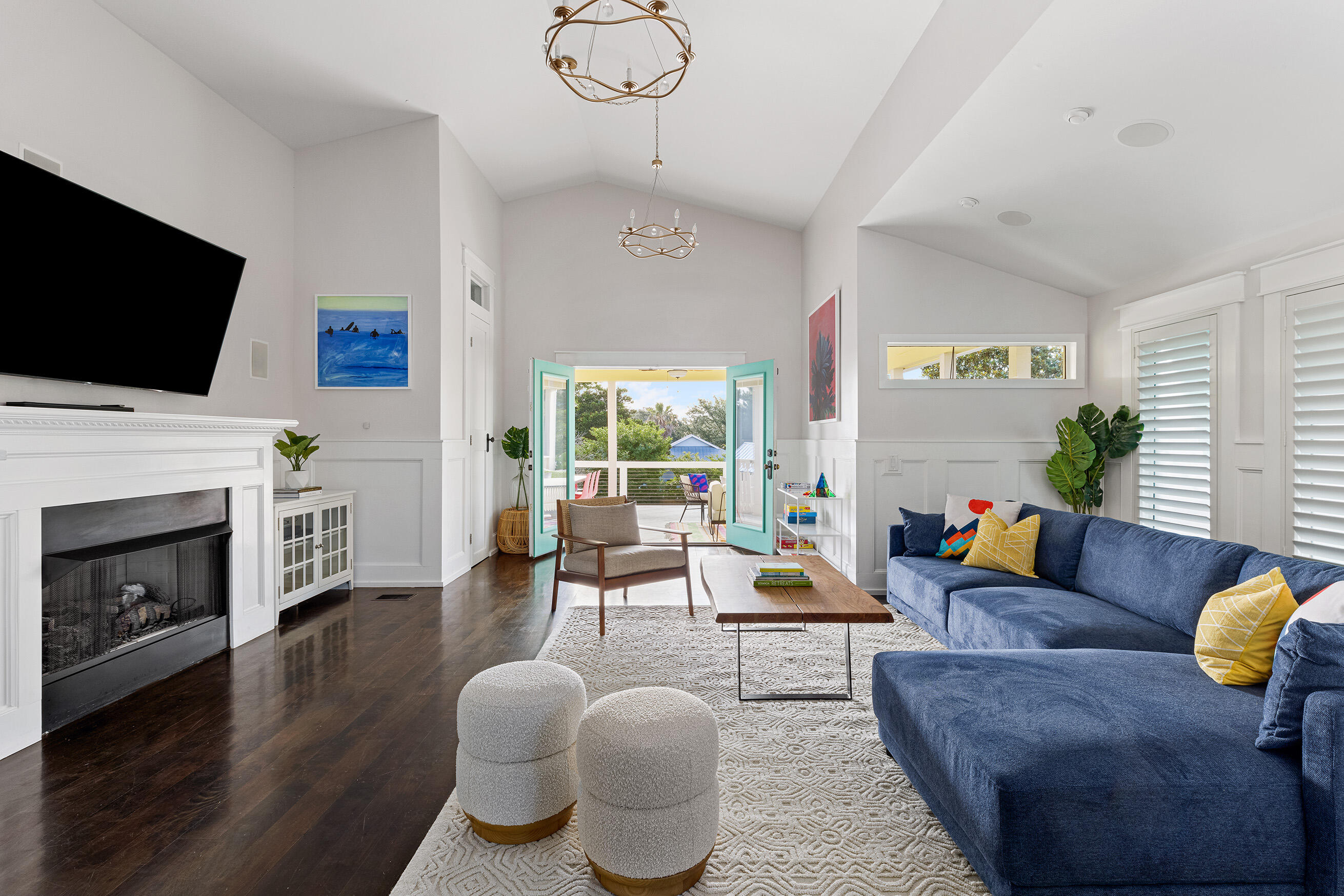 CRYSTAL BEACH - Residential