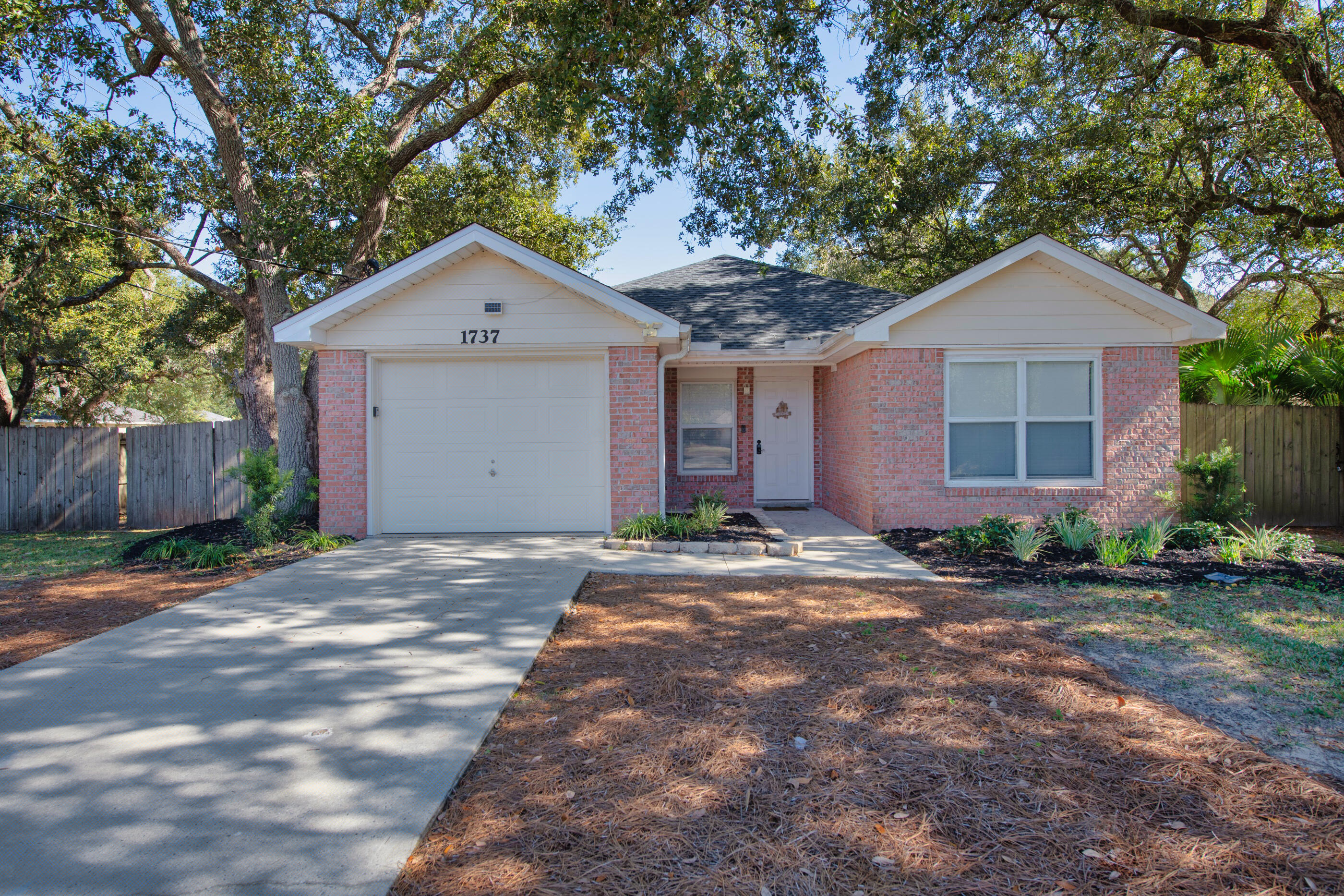 EMORY THOMAS - Residential