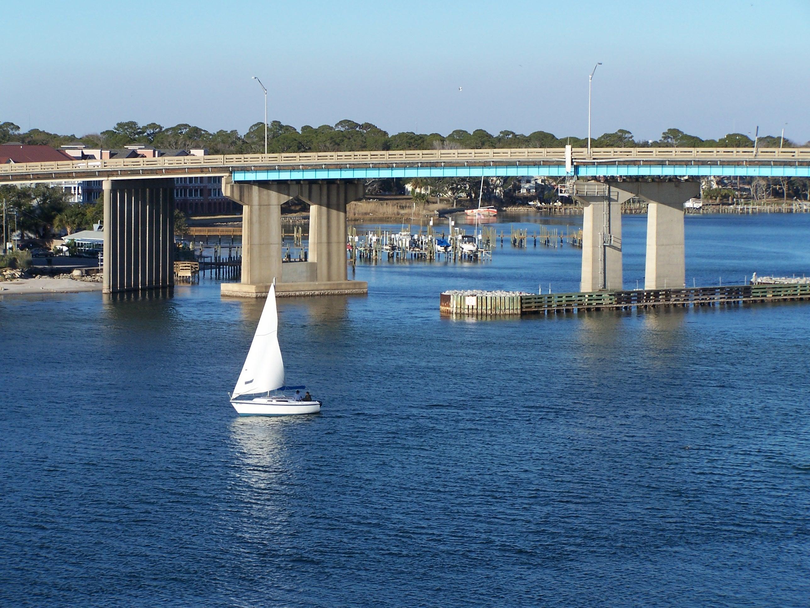 PALM COURT YACHT CLUB - Residential