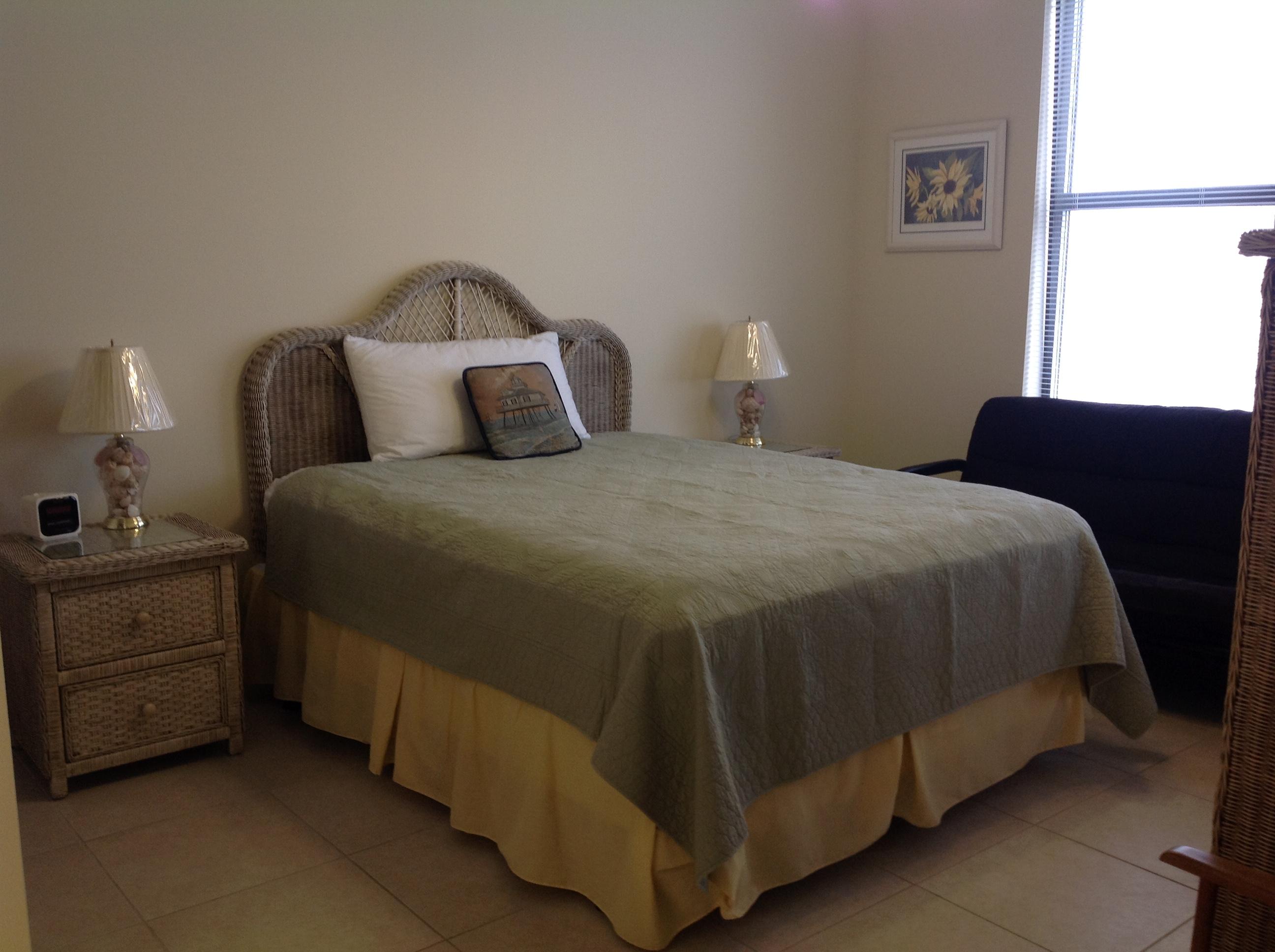 PALM COURT YACHT CLUB - Residential