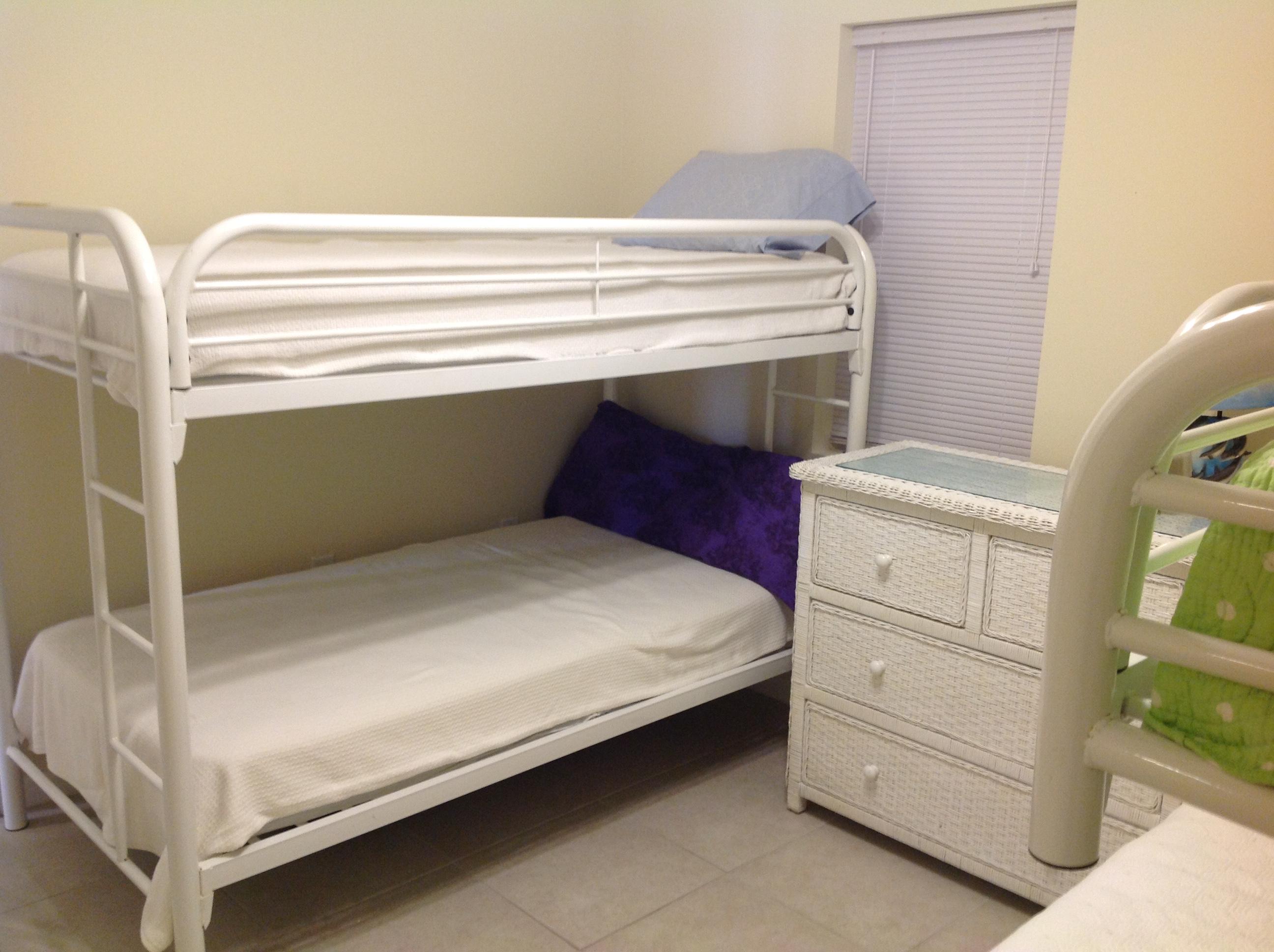 PALM COURT YACHT CLUB - Residential