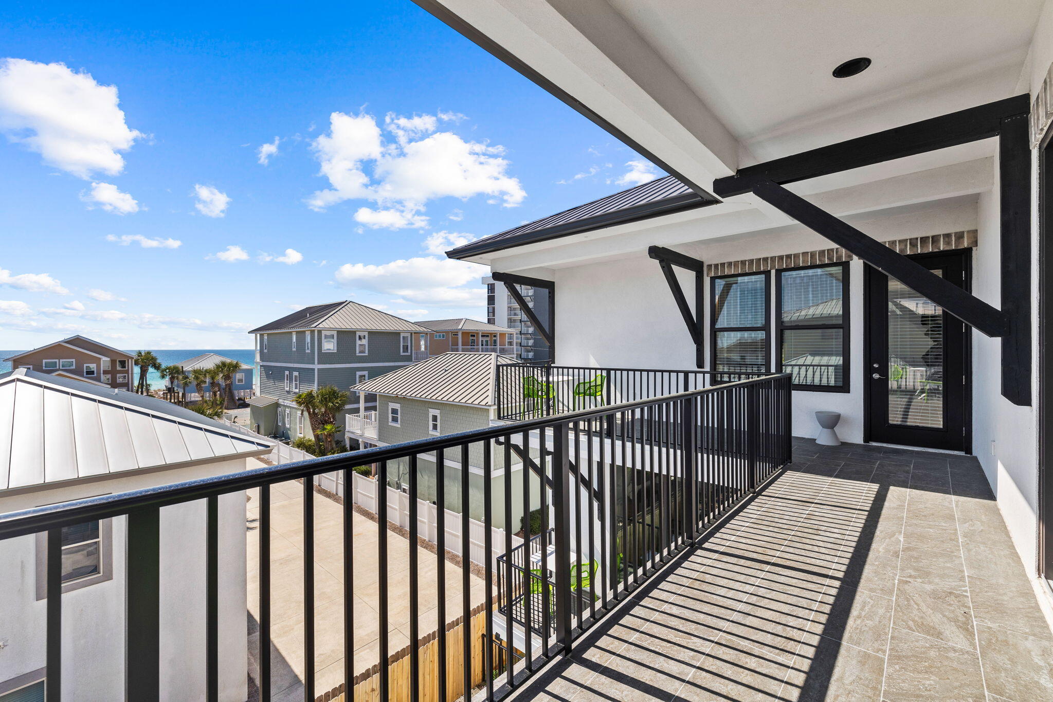 SNOW DRIFT BEACH - Residential