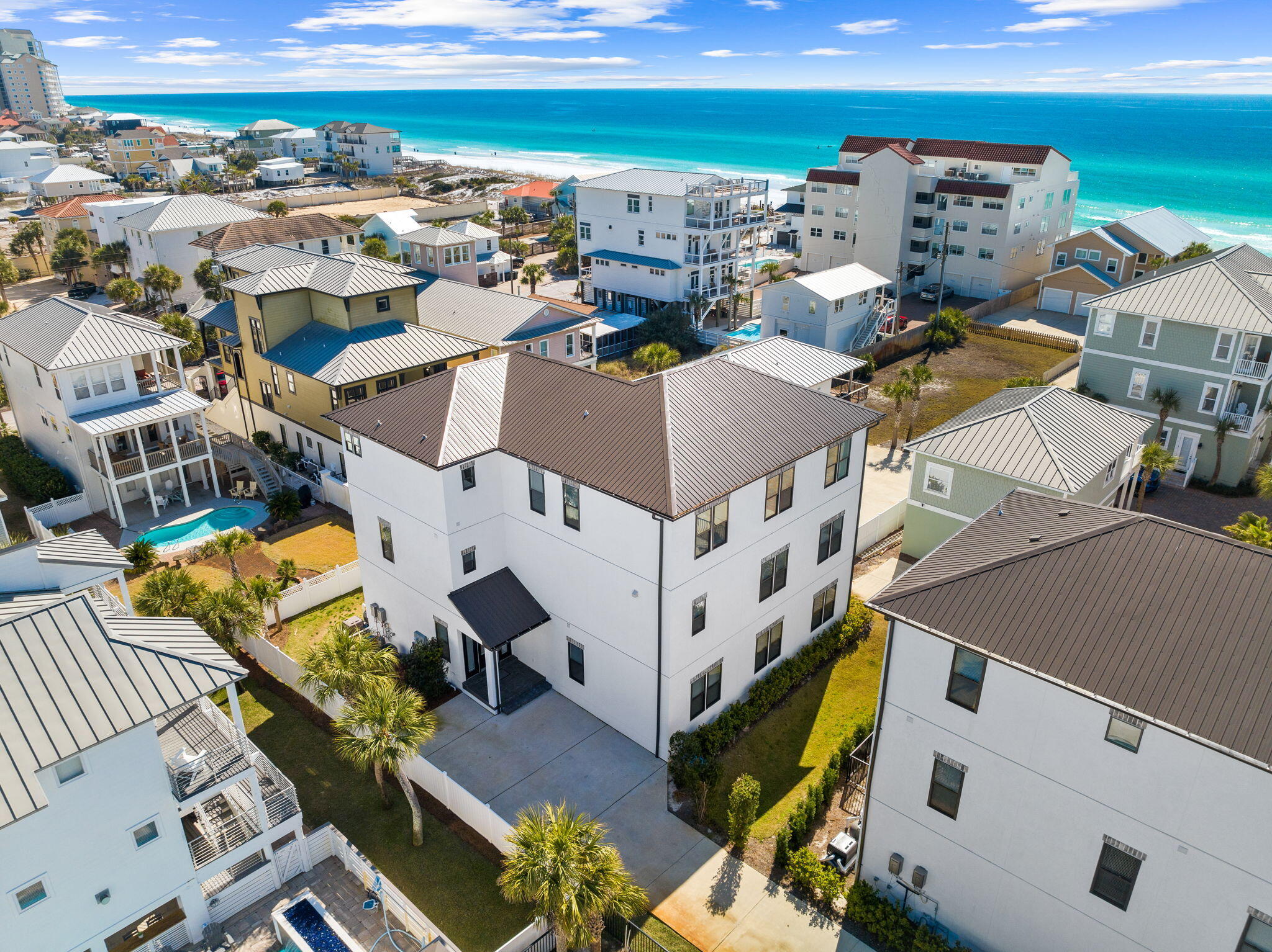 SNOW DRIFT BEACH - Residential