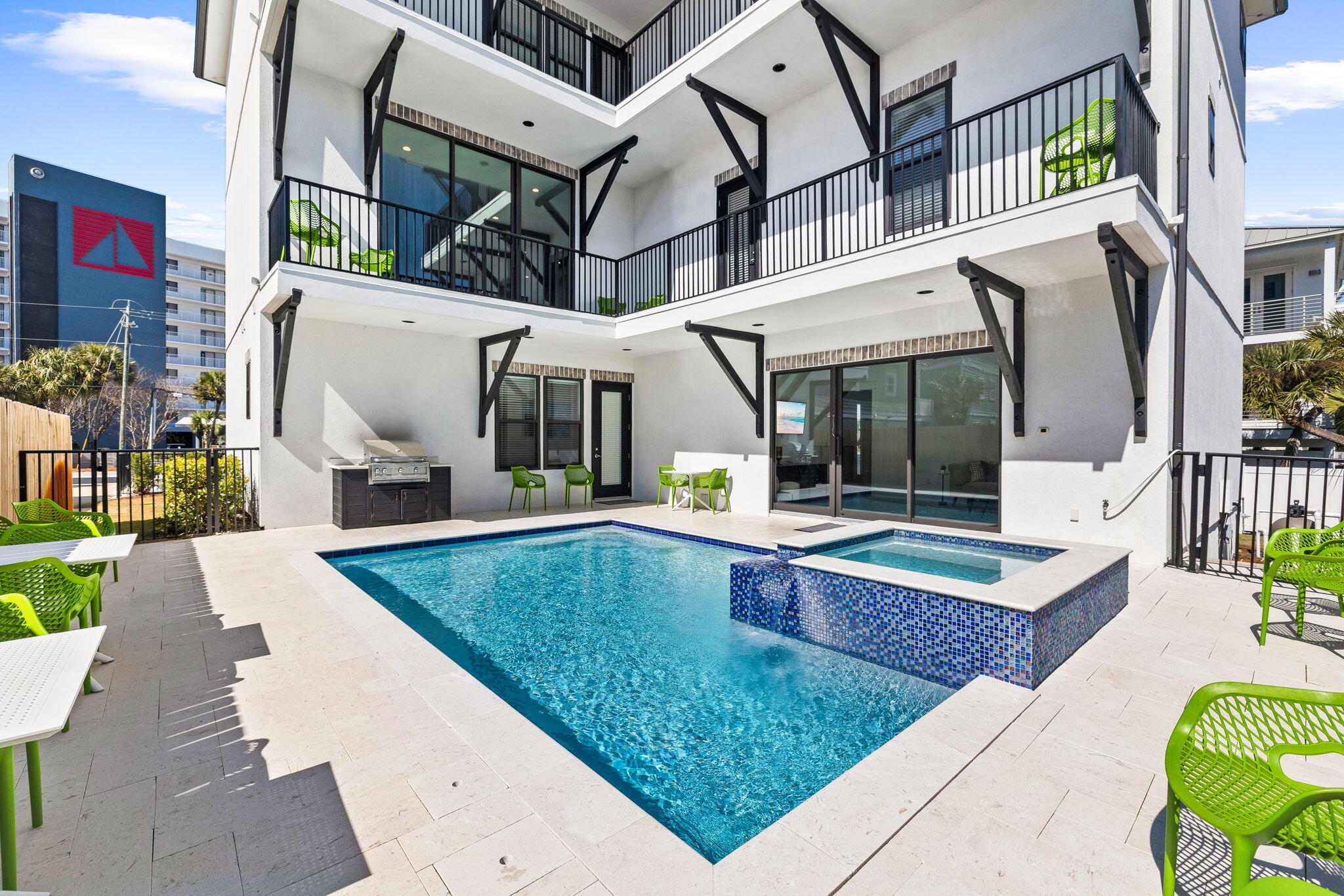 SNOW DRIFT BEACH - Residential