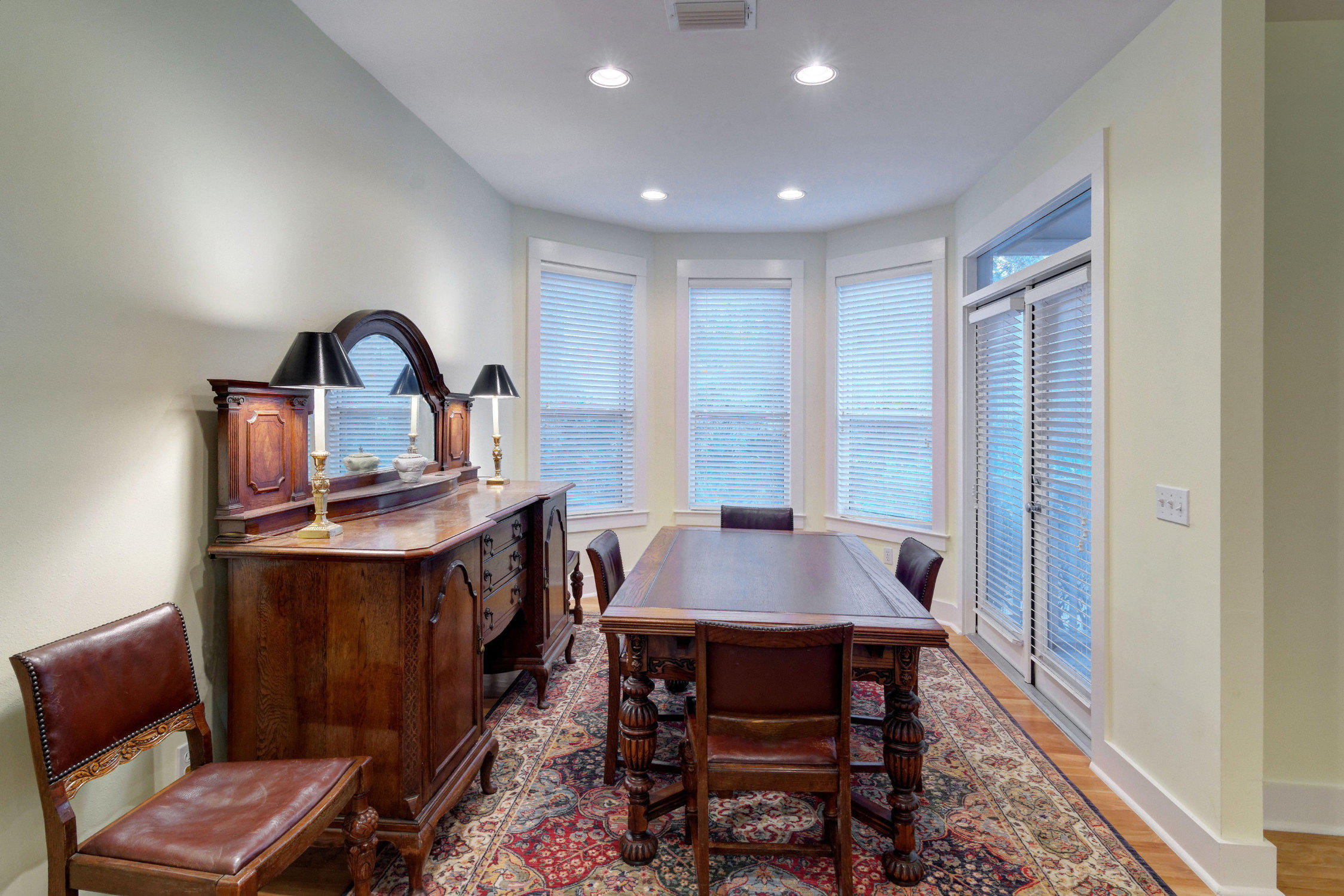 GROVE BY THE SEA - Residential