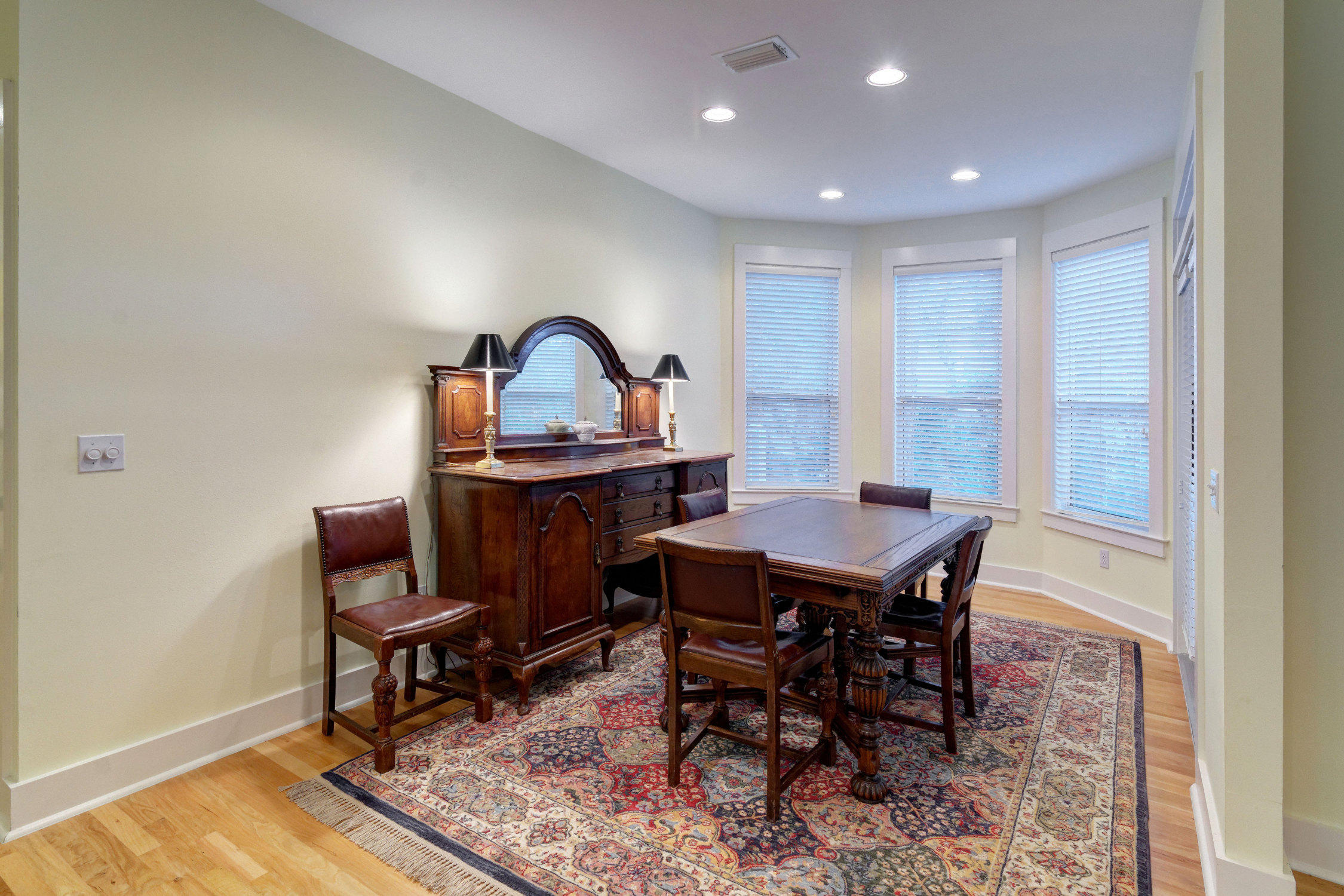 GROVE BY THE SEA - Residential