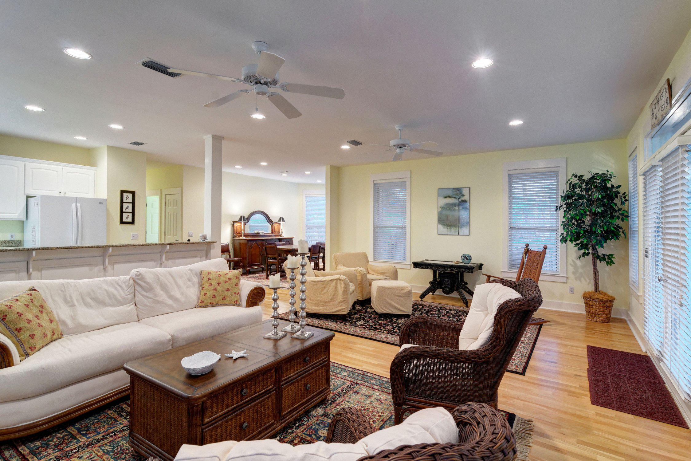 GROVE BY THE SEA - Residential