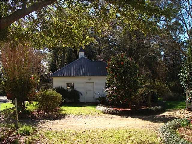 TOWN OF DEFUNIAK SPRINGS - Residential