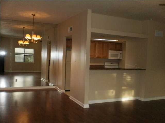 800 INDIAN TRAIL CONDO - Residential