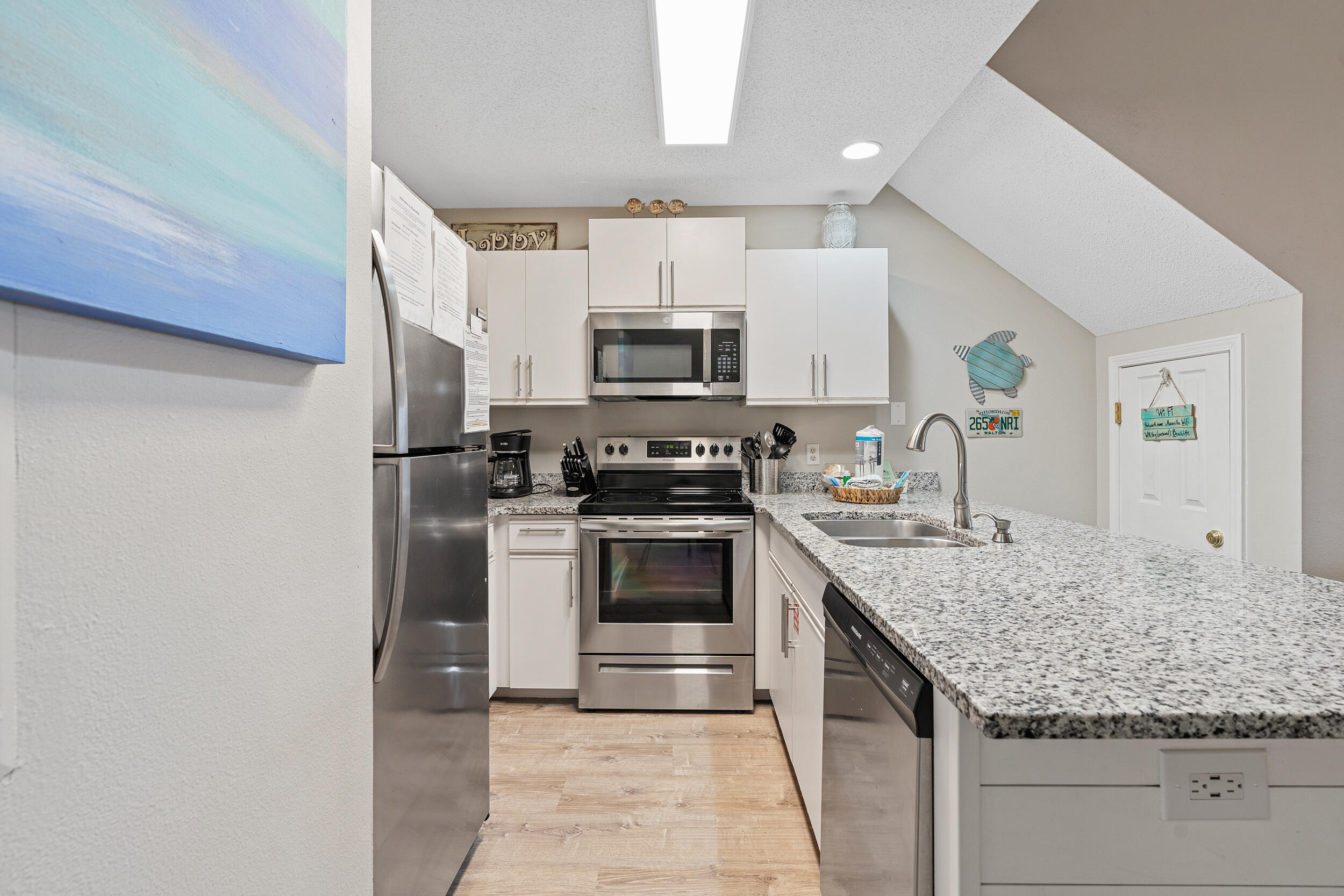 MARAVILLA CONDO 2 - Residential