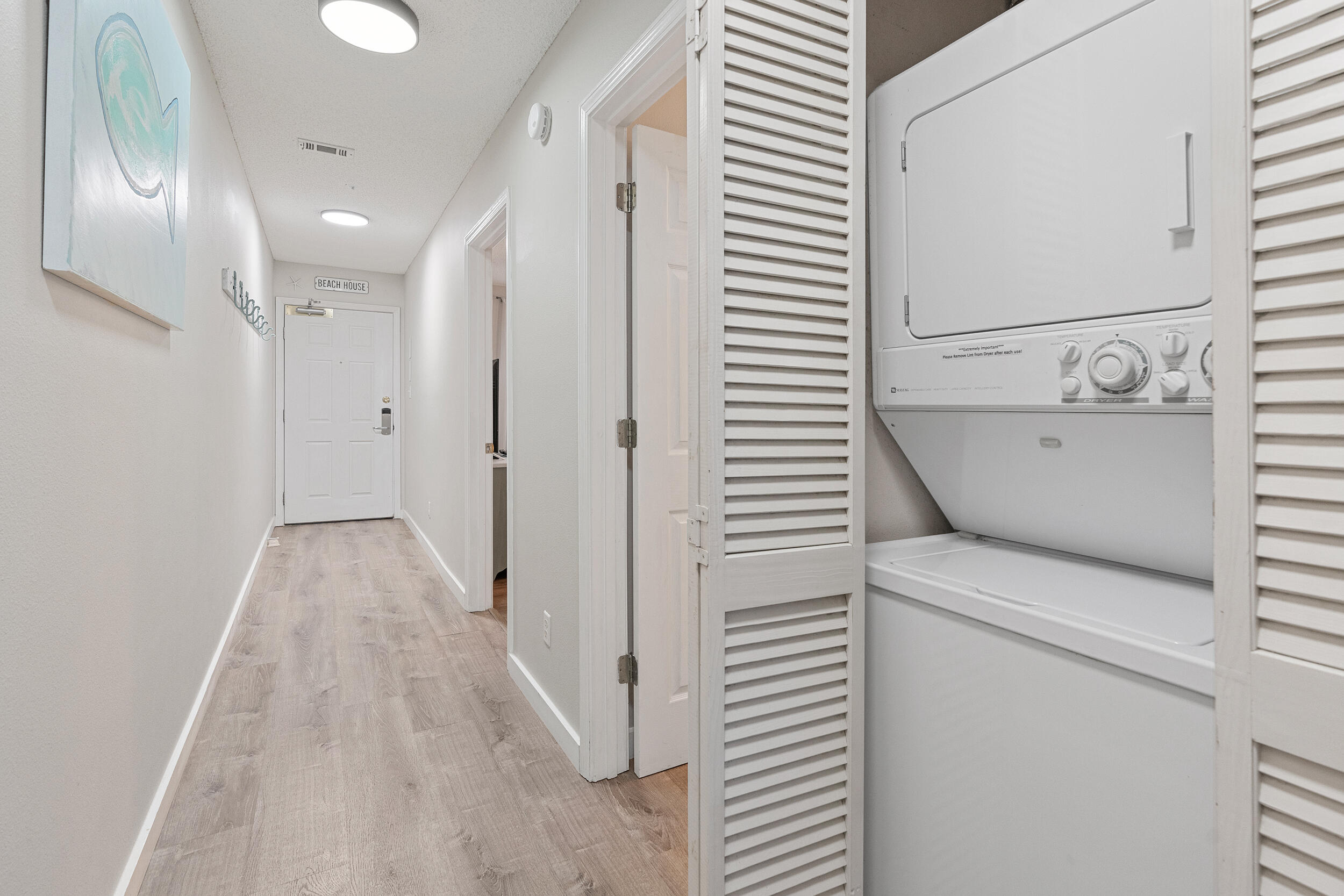 MARAVILLA CONDO 2 - Residential