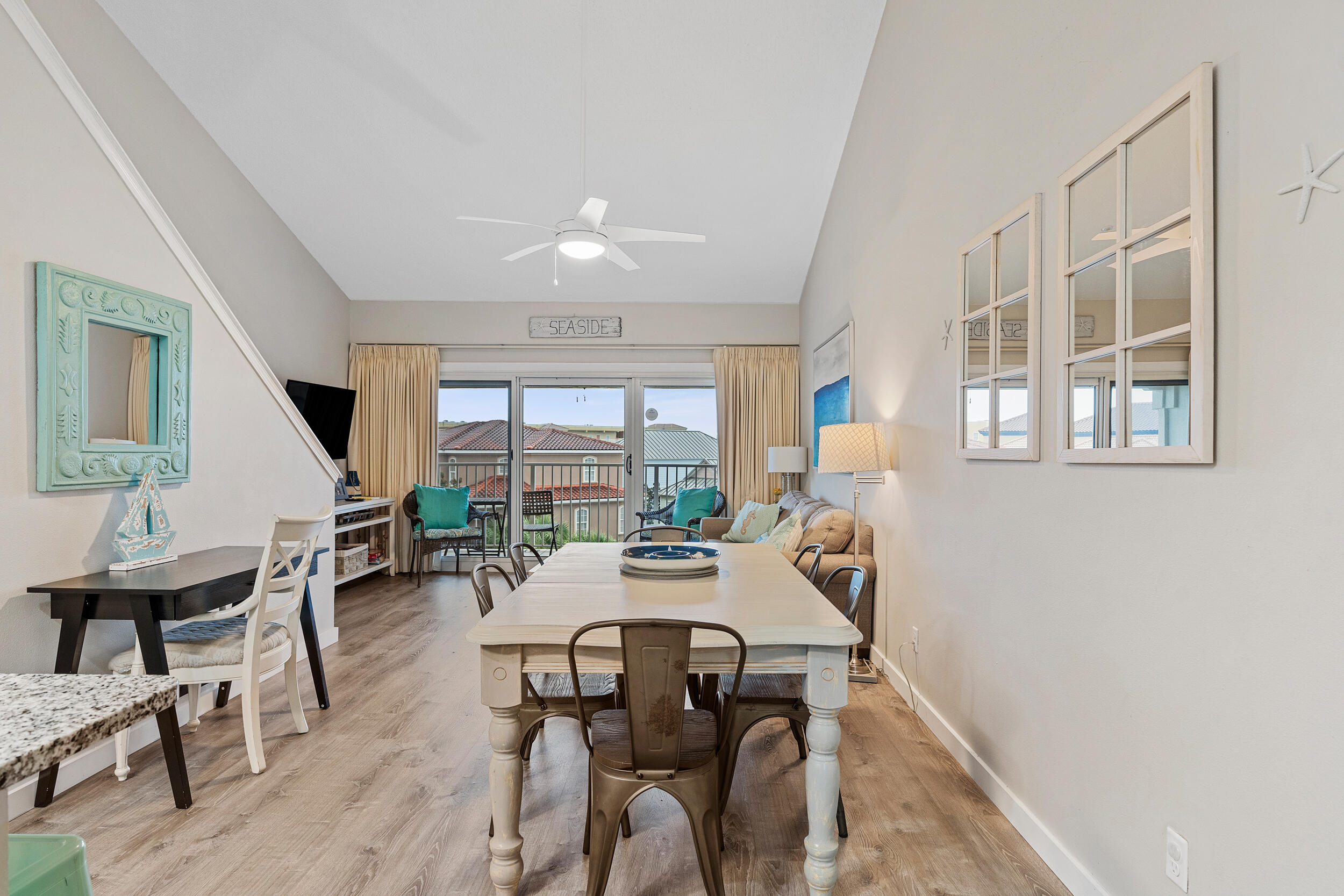 MARAVILLA CONDO 2 - Residential