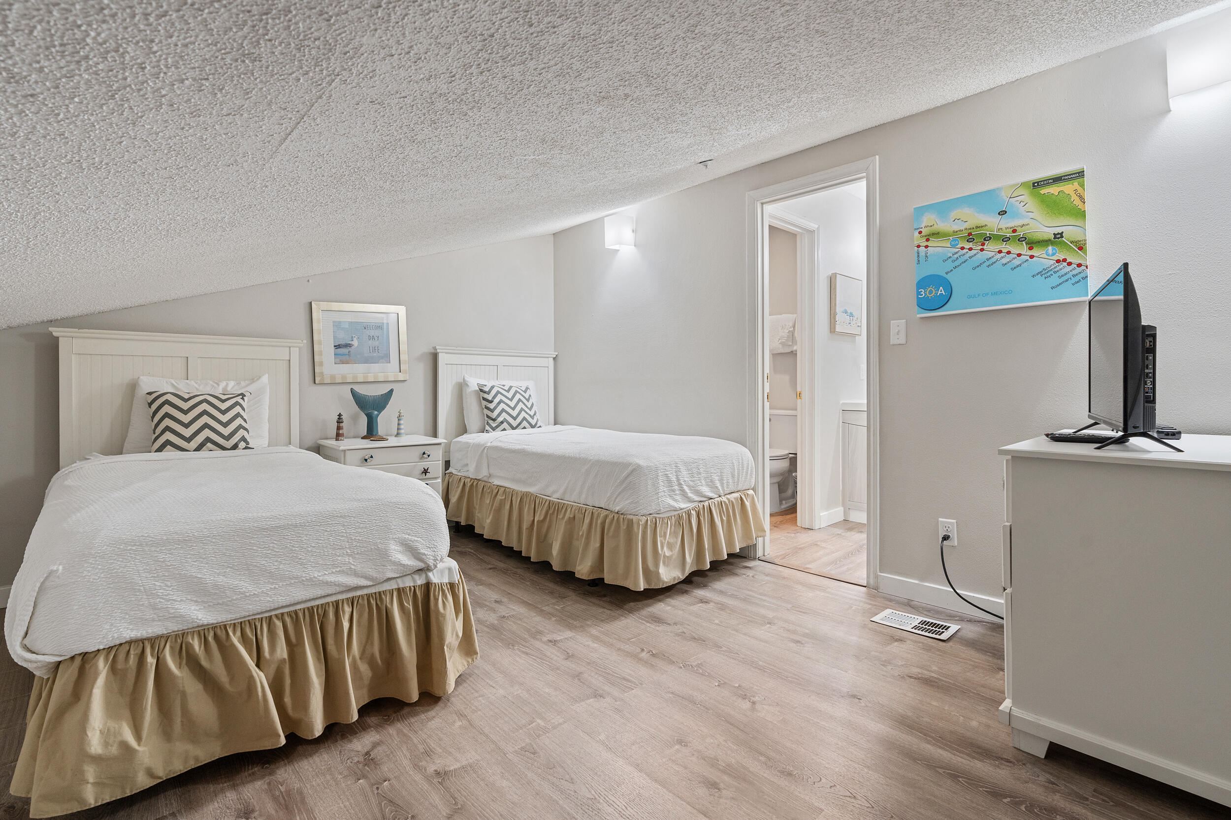 MARAVILLA CONDO 2 - Residential