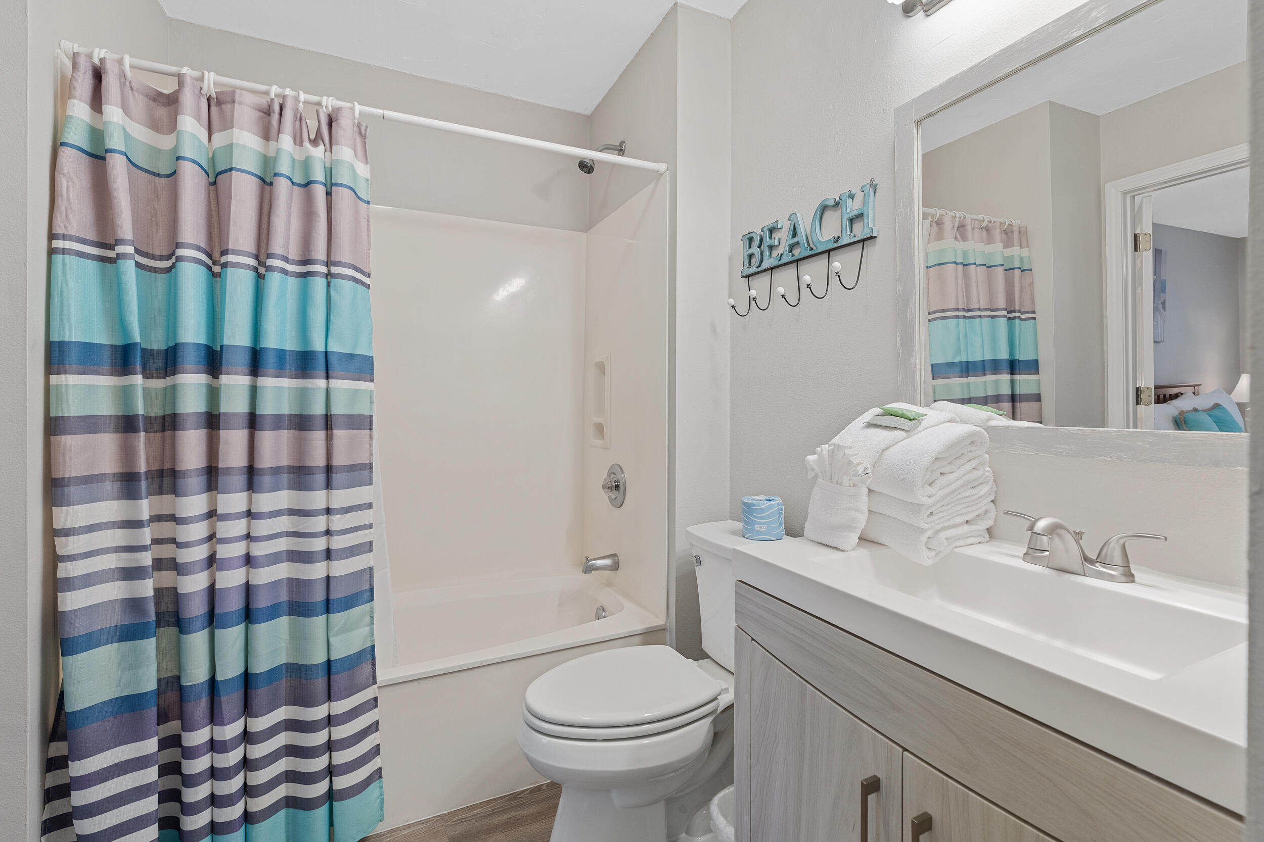 MARAVILLA CONDO 2 - Residential