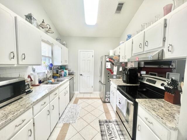 INDIGO VILLAGE - Residential Lease
