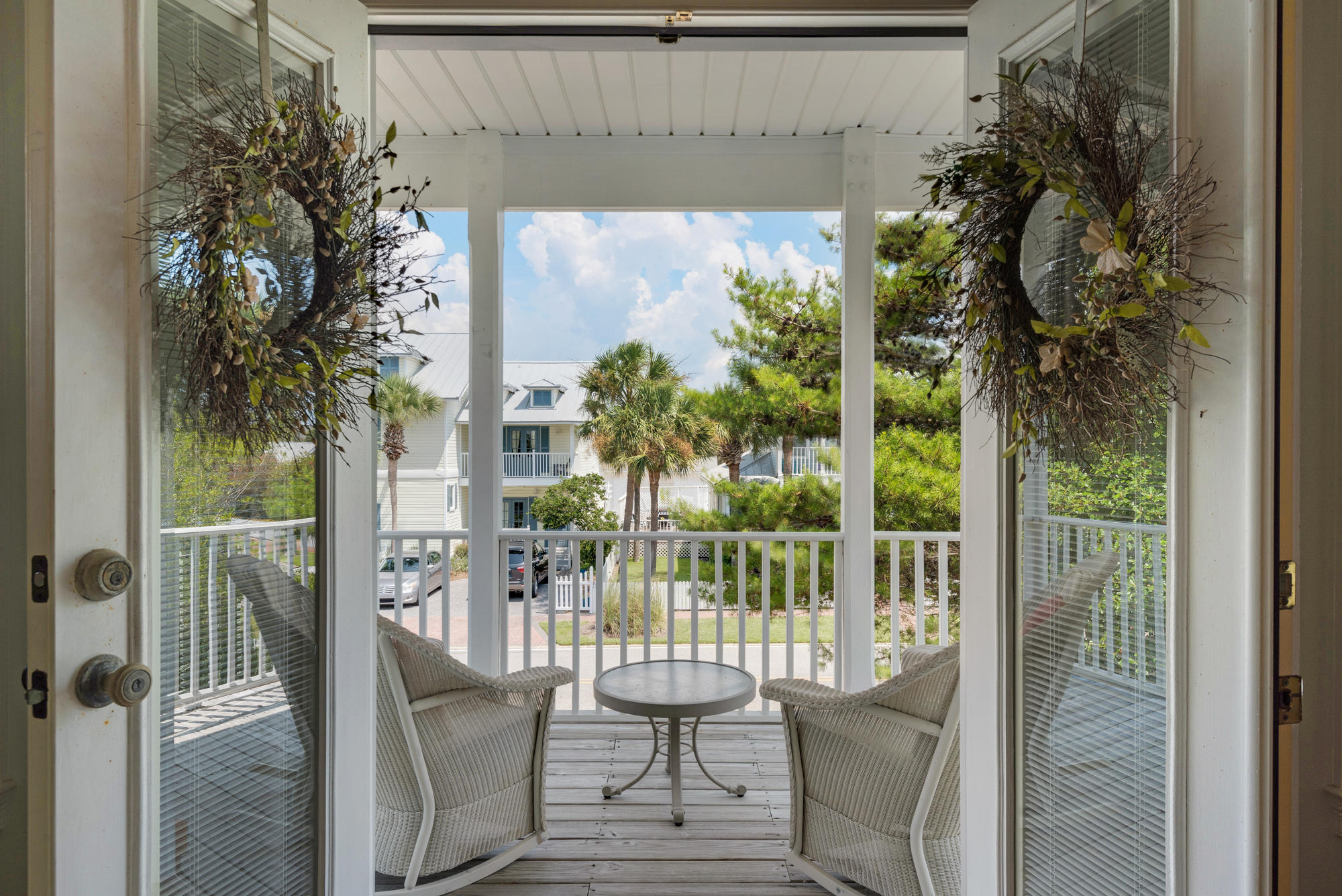 CRYSTAL SHORES - Residential