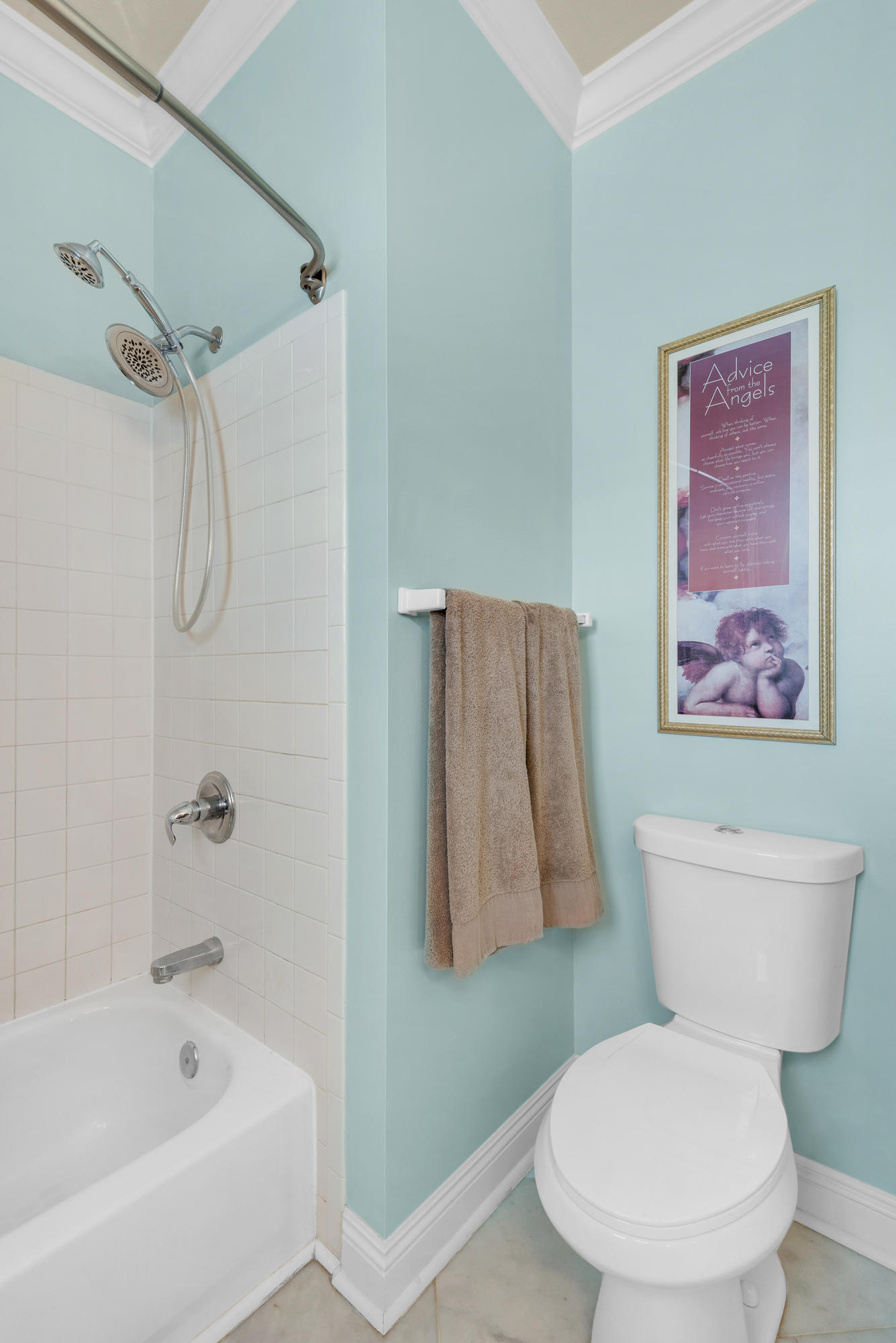 CRYSTAL SHORES - Residential