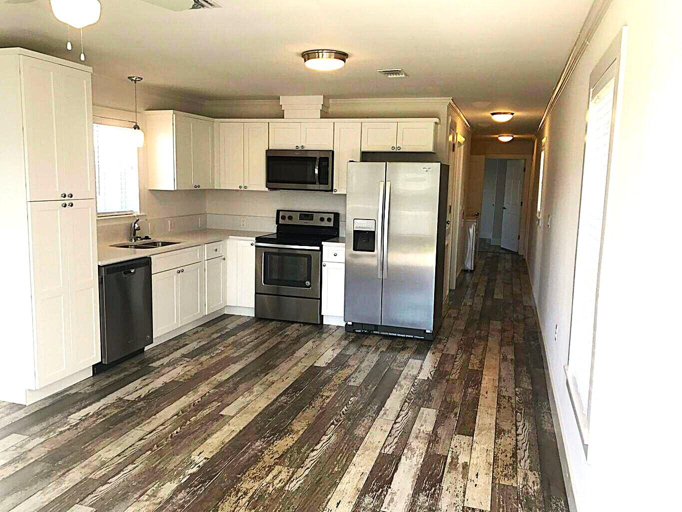 MACK BAYOU PARK S/D - Residential