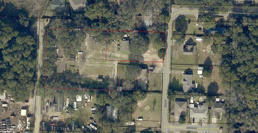 This will also include adjacent parcel 042S24000000070020 / 730 HART RD. Total SQFT. 71,003/ total 1.63 acres. Zoned SR and in flood zone X. Possibly get 5 lots up to 10 with more engineering. Buyer to verify.