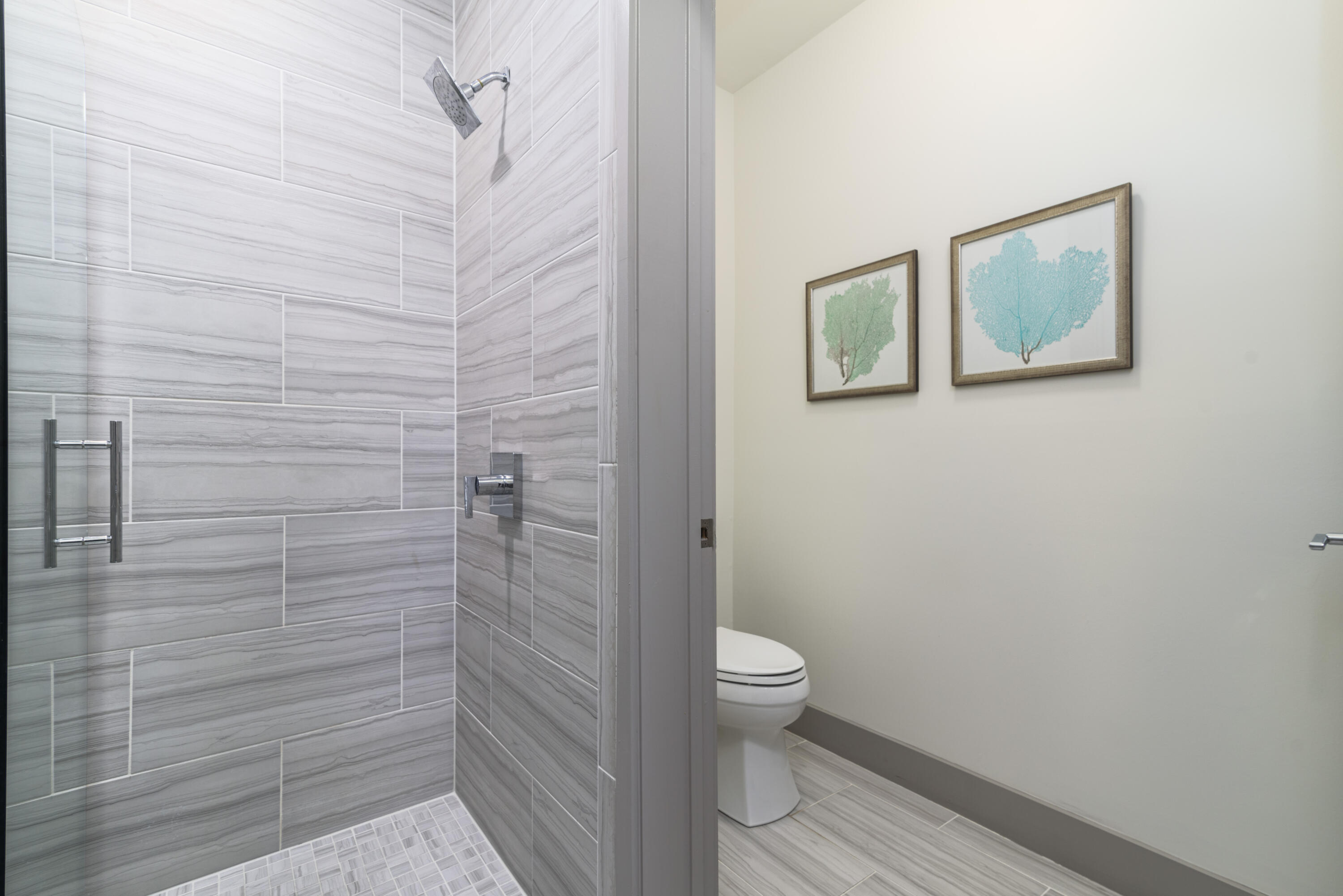 THE POINTE - Residential