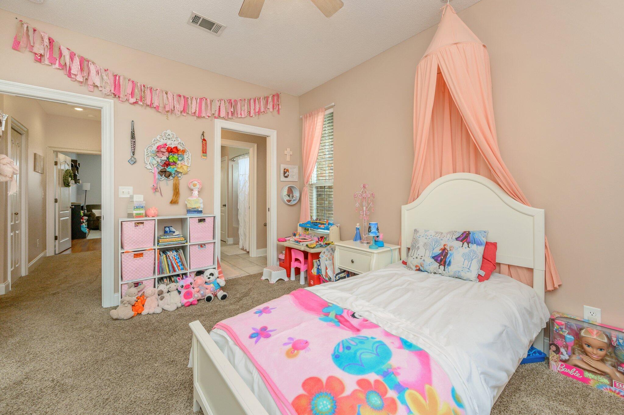 SHOAL LANDING EAST - Residential