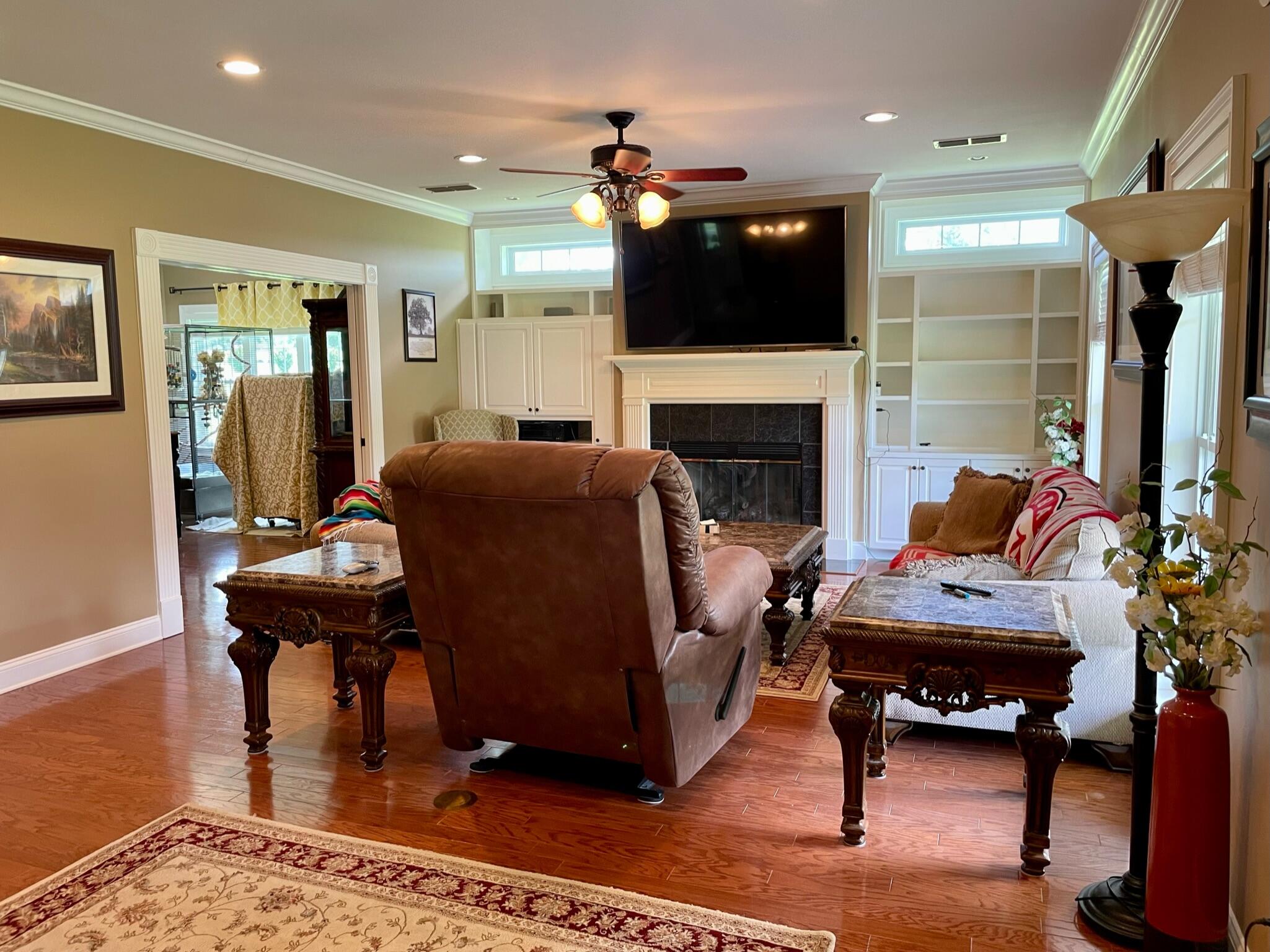 NO RECORDED SUBDIVISION - Residential