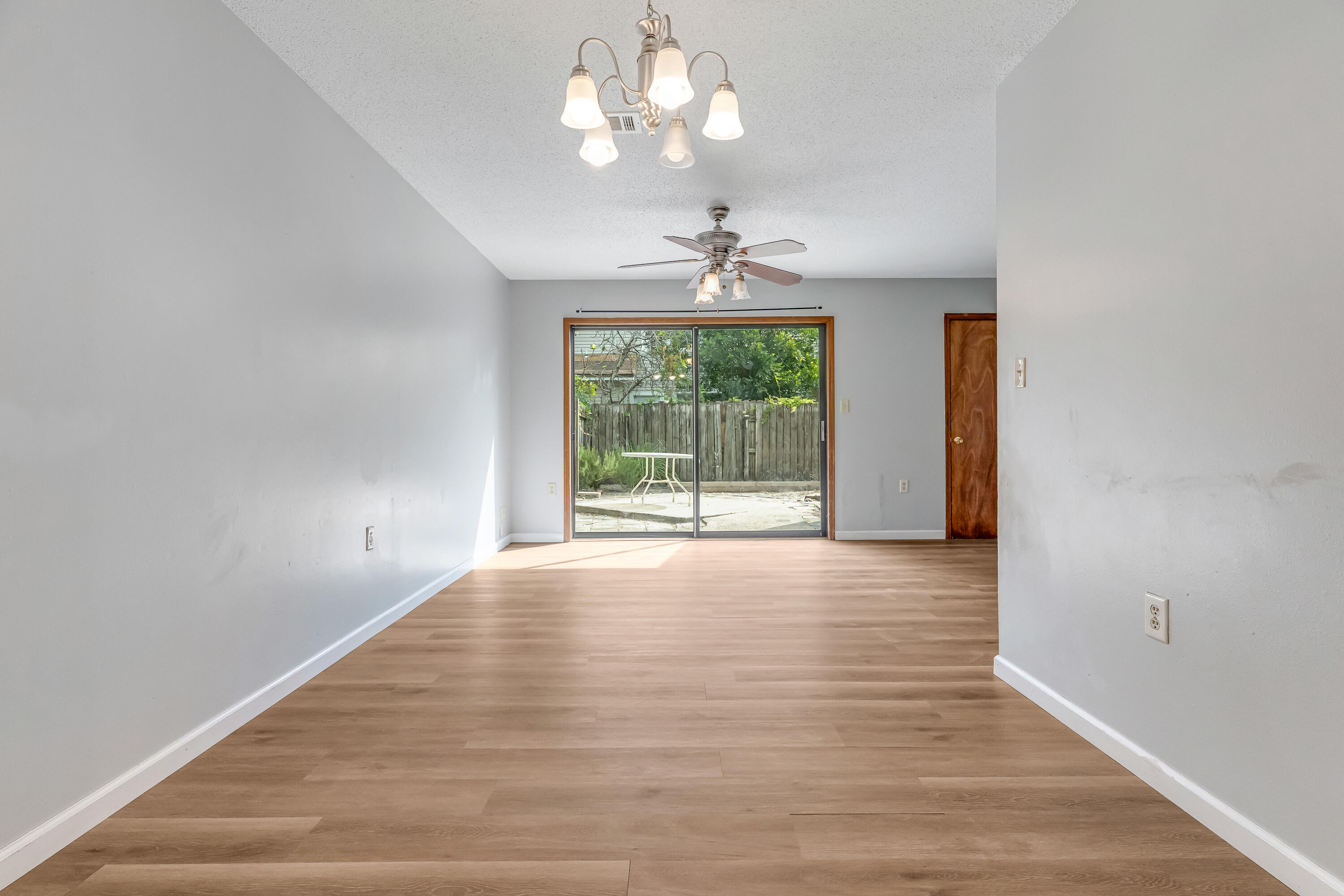 SHANGRA WOODS 1ST ADDN - Residential