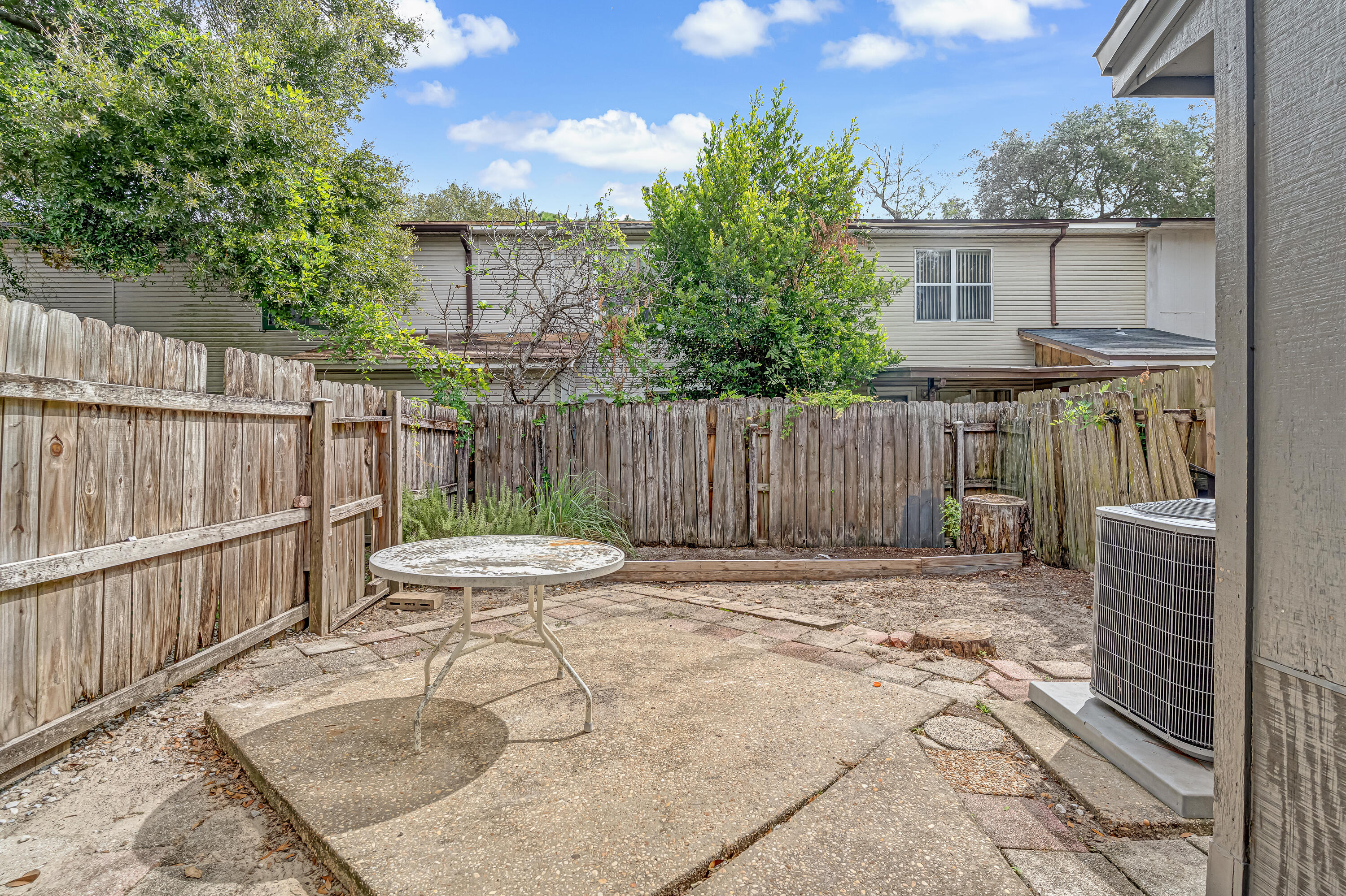 SHANGRA WOODS 1ST ADDN - Residential