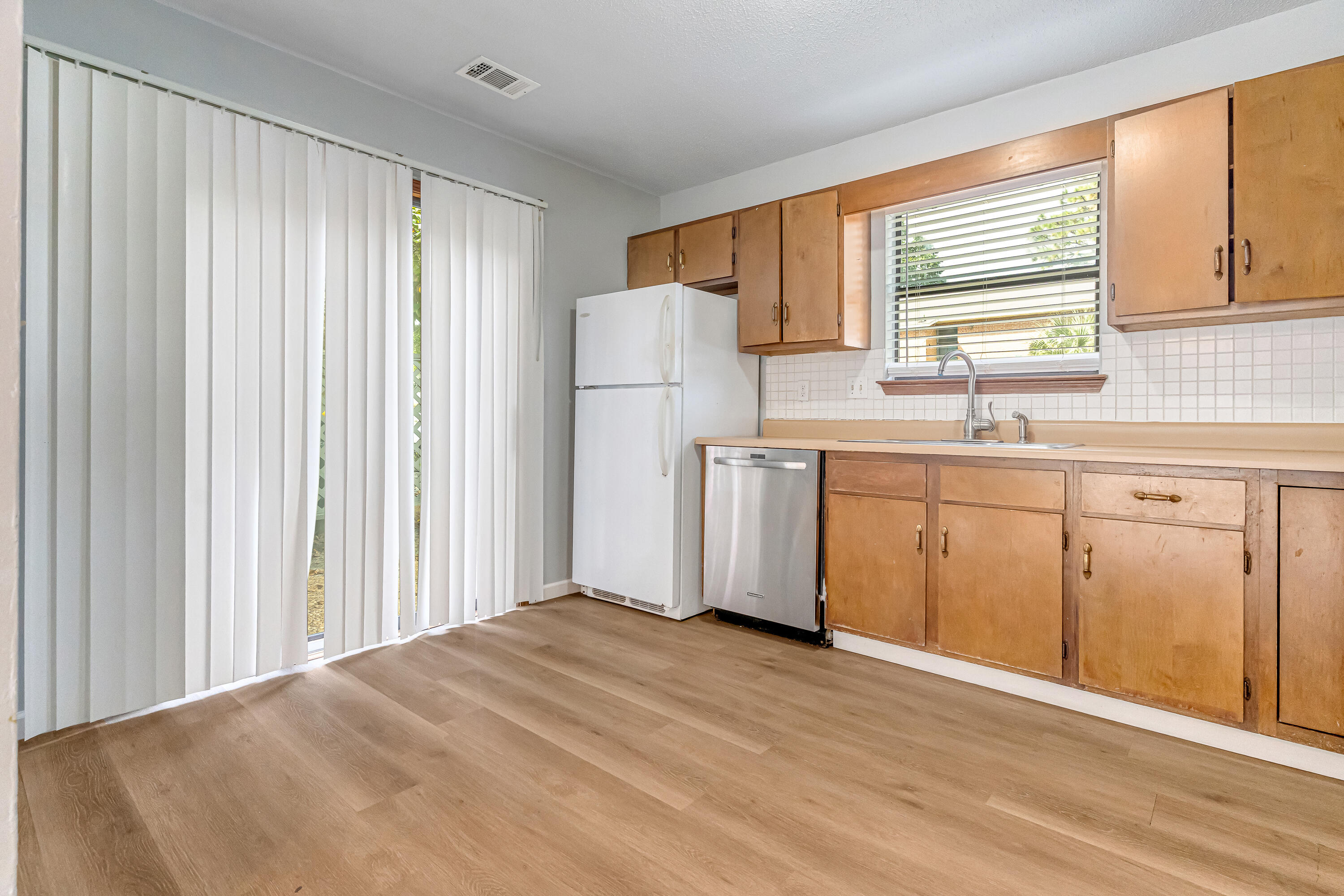 SHANGRA WOODS 1ST ADDN - Residential