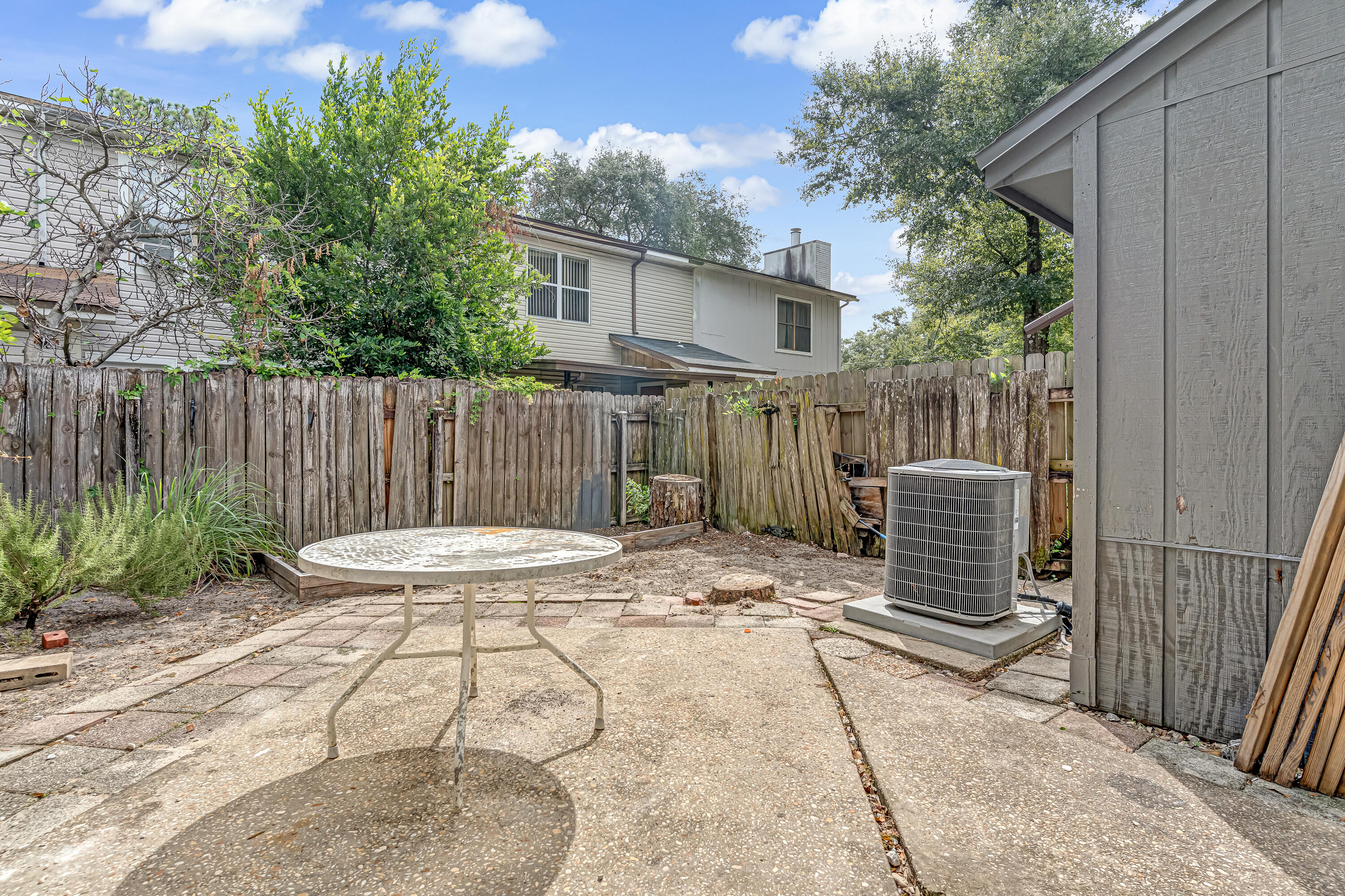 SHANGRA WOODS 1ST ADDN - Residential