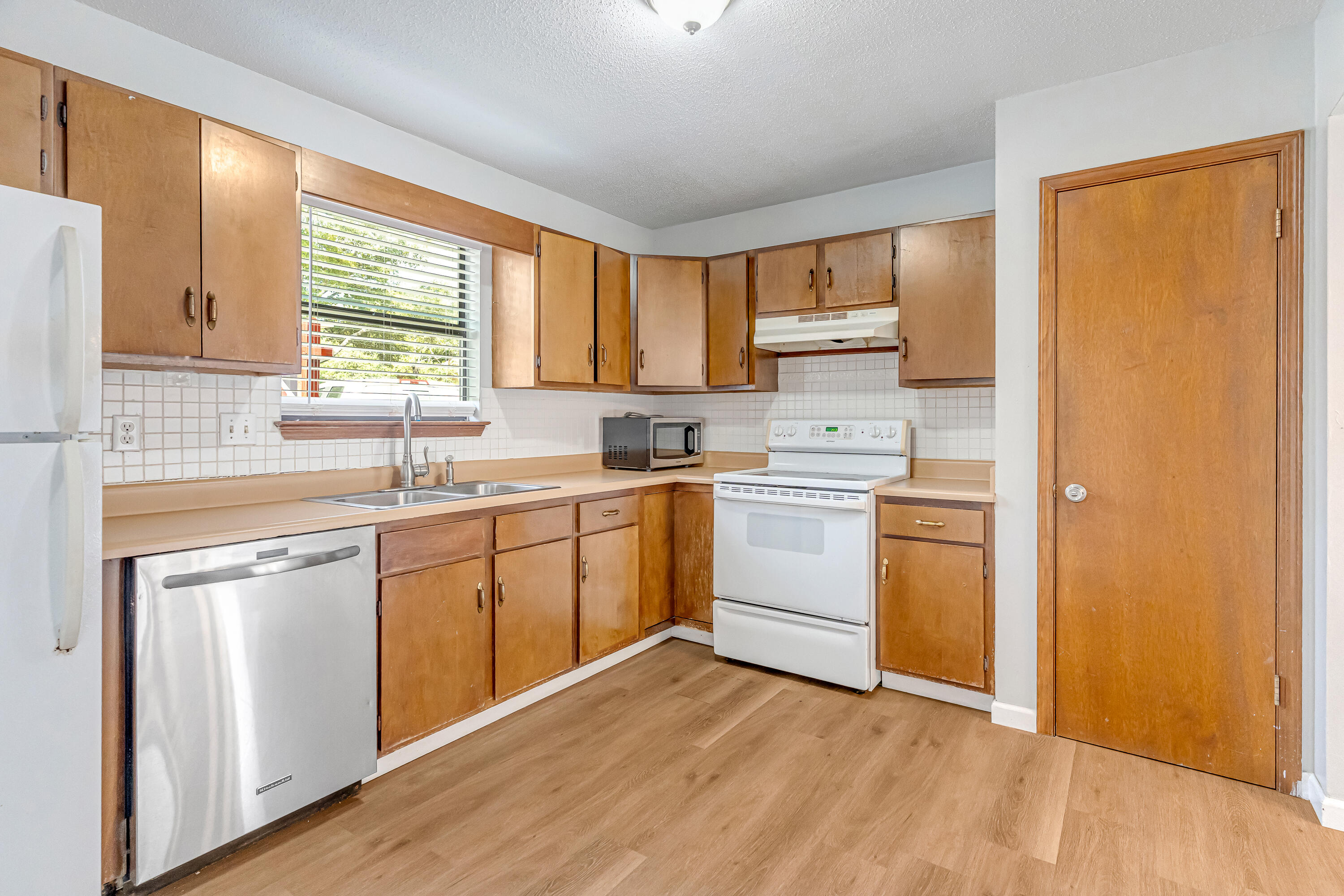 SHANGRA WOODS 1ST ADDN - Residential