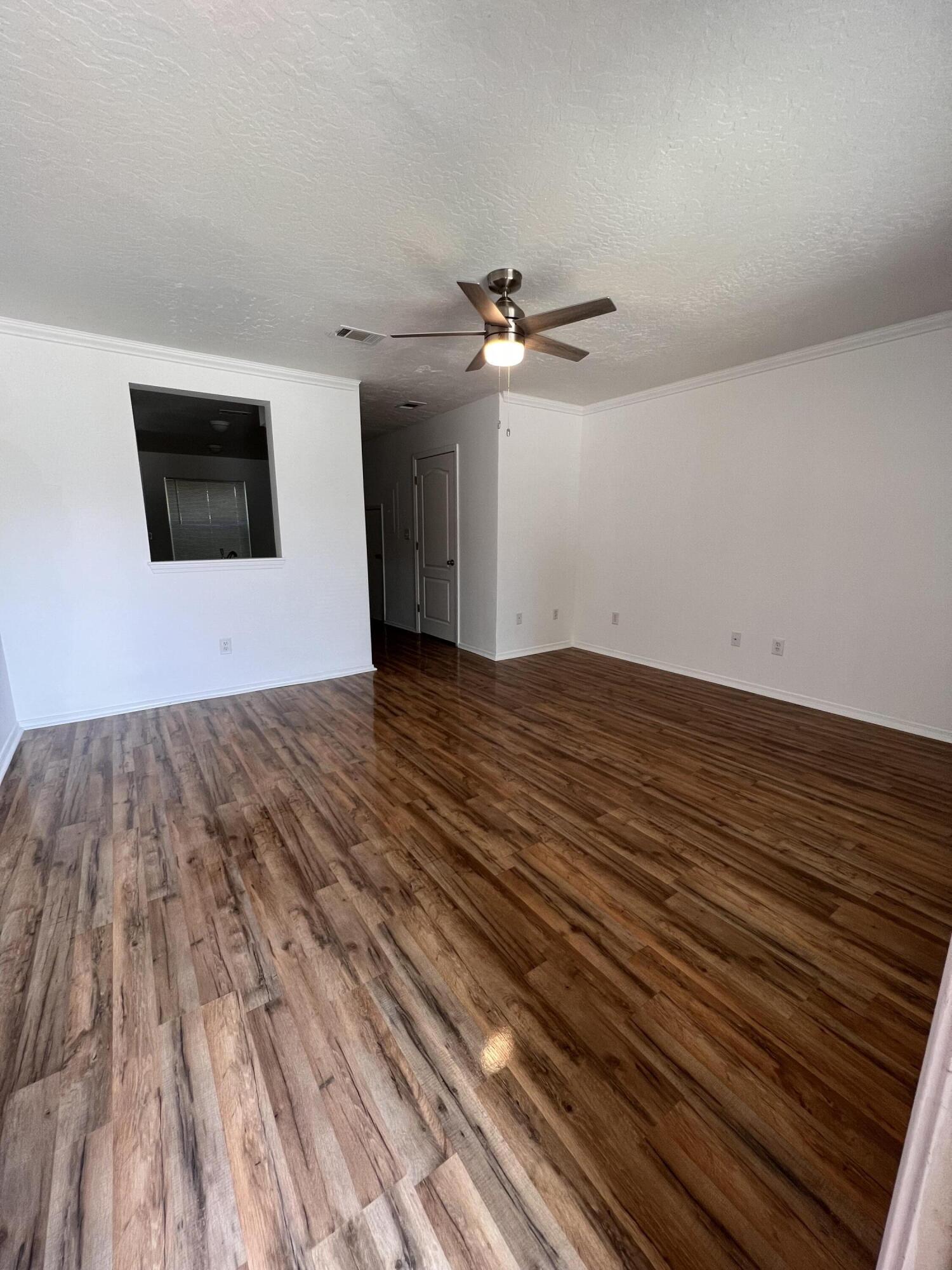 SHAY LIN T/H - Residential Lease