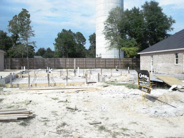 THE STABLES AT ROCKY BAYOU - Residential