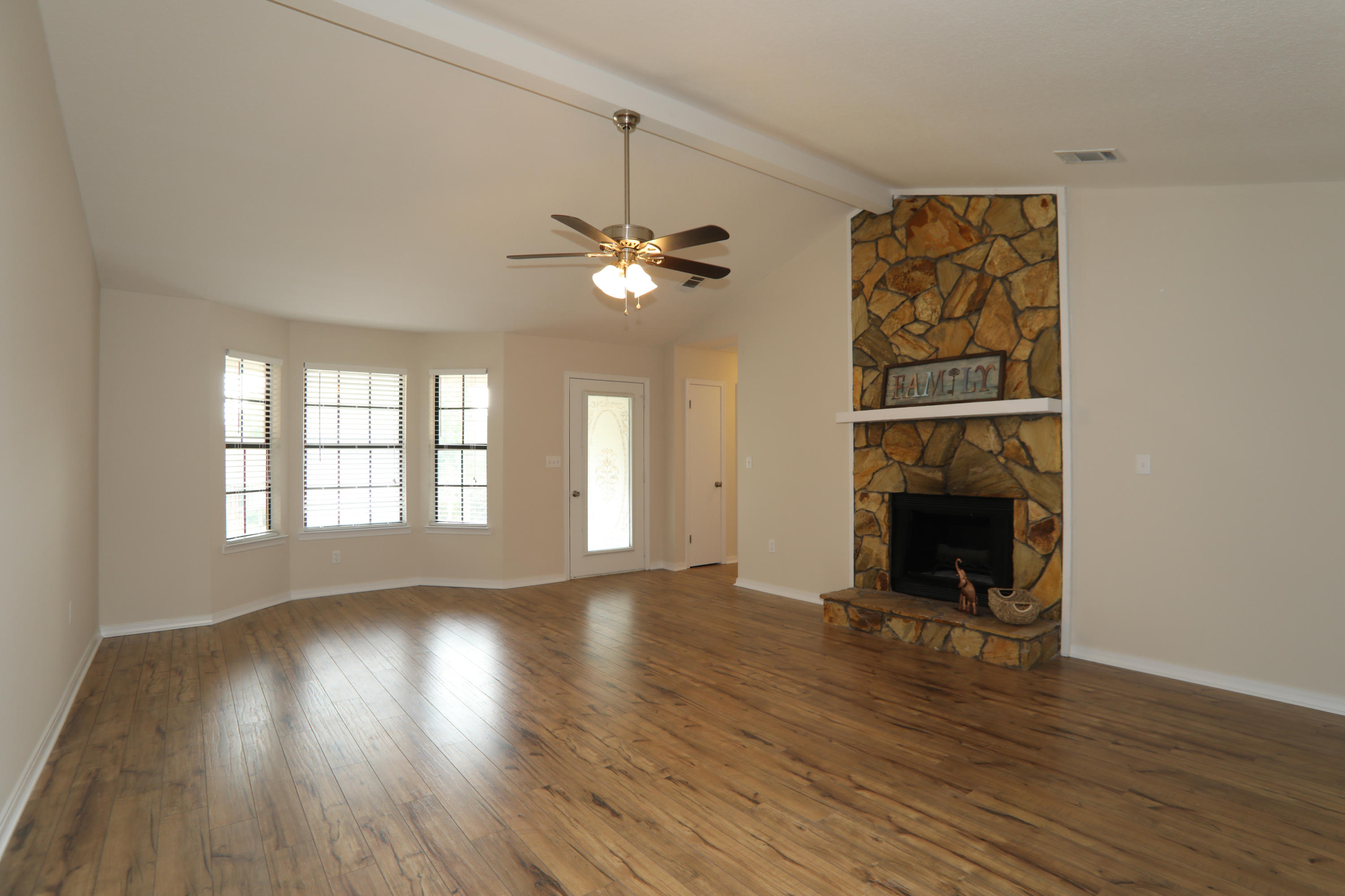 COUNTRYVIEW ESTATES - Residential