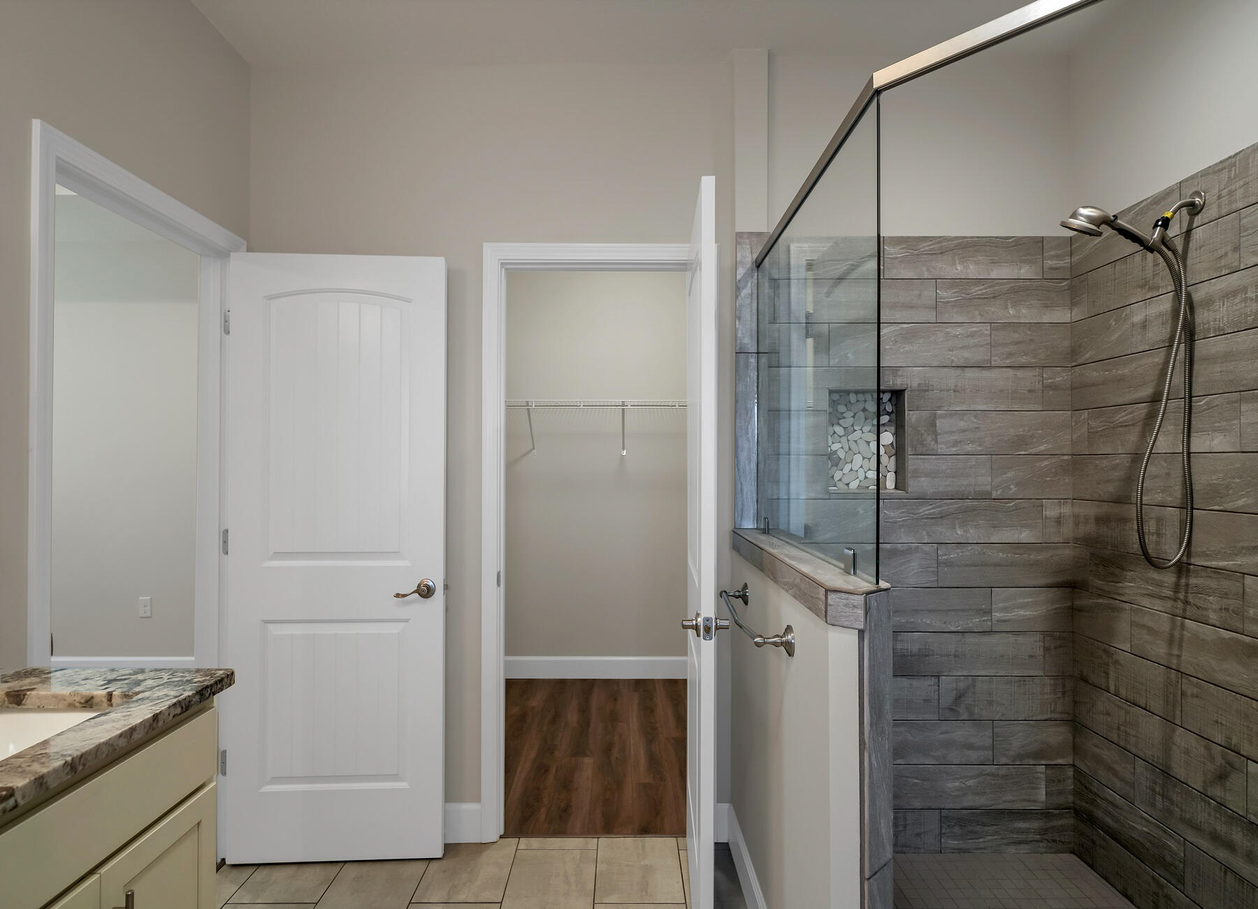 NO RECORDED SUBDIVISION - Residential Lease