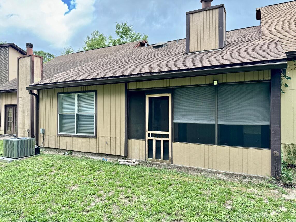 HIDDEN COVE T/H - Residential