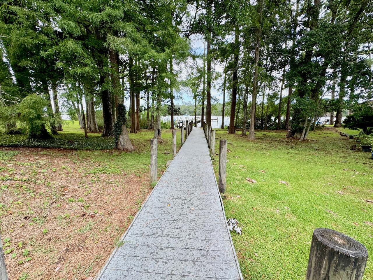 HIDDEN COVE T/H - Residential