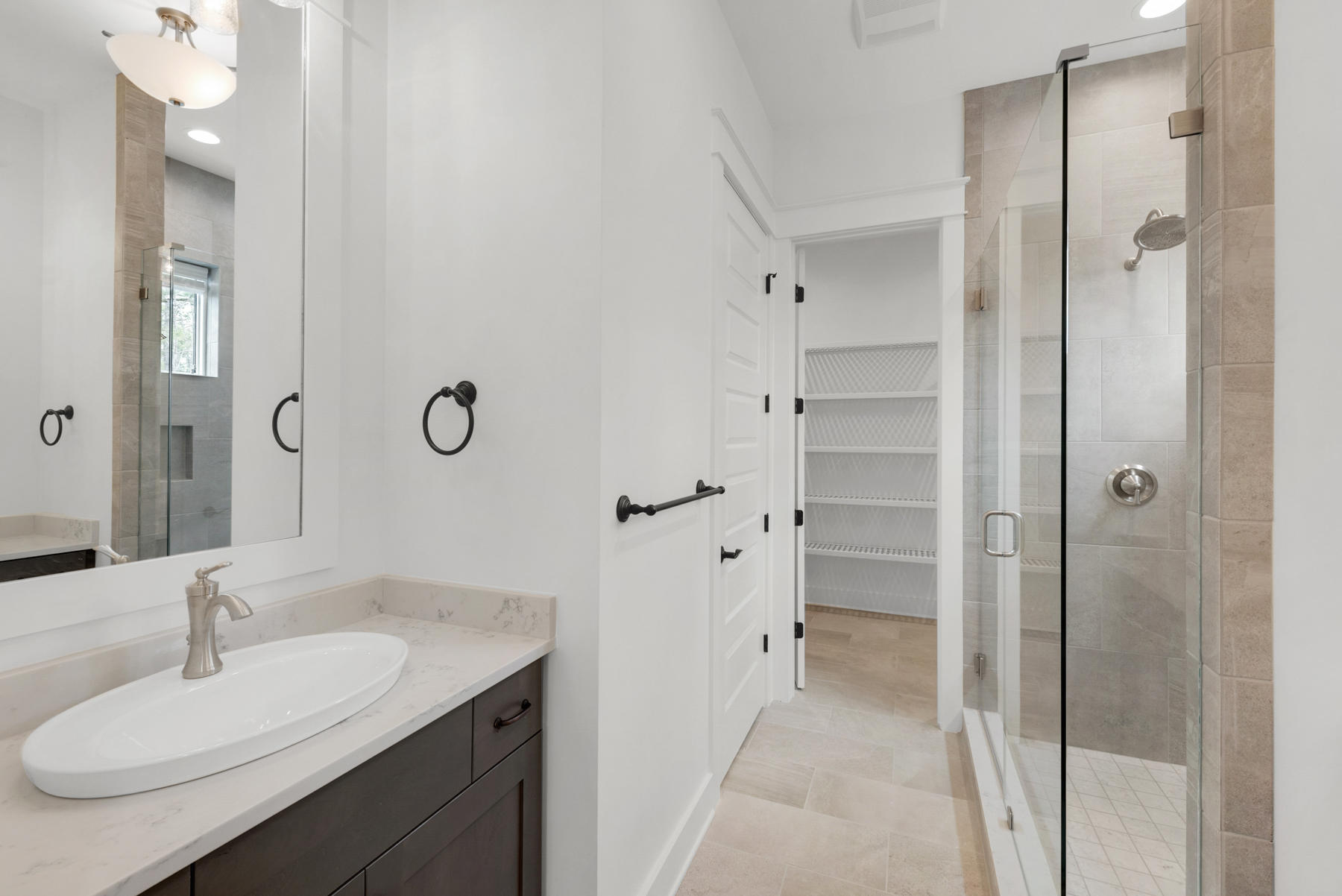 RIDGEWALK LOT 16 BLK B - Residential