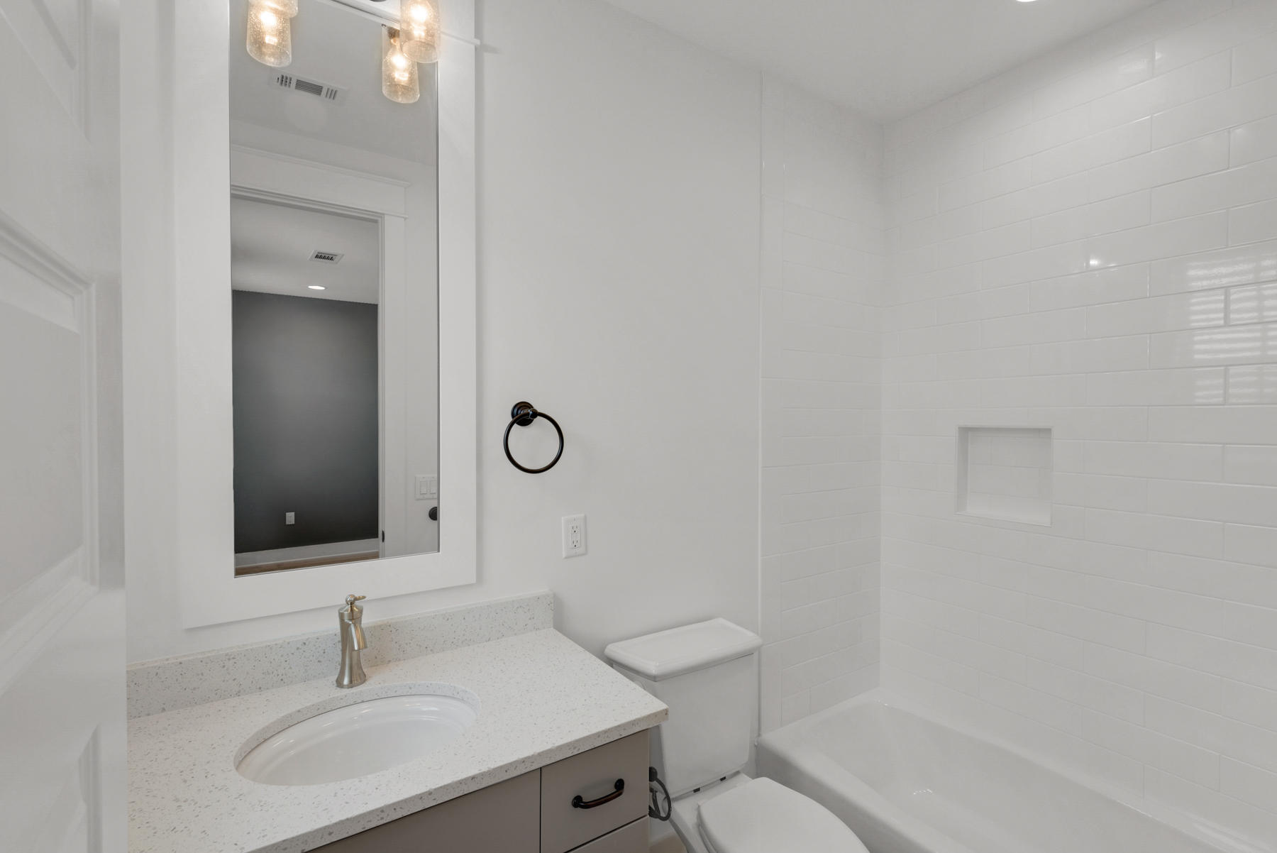 RIDGEWALK LOT 16 BLK B - Residential