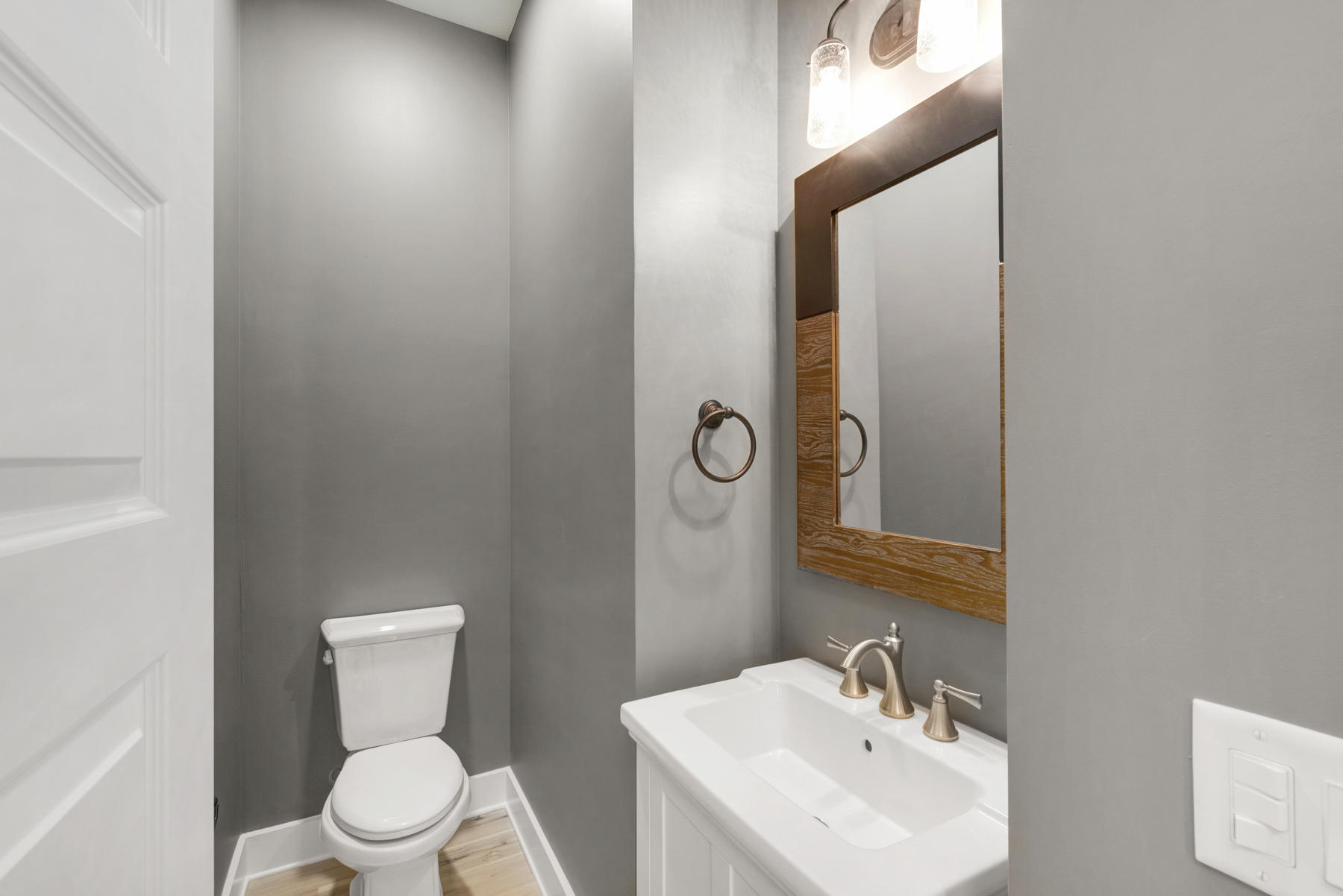 RIDGEWALK LOT 16 BLK B - Residential