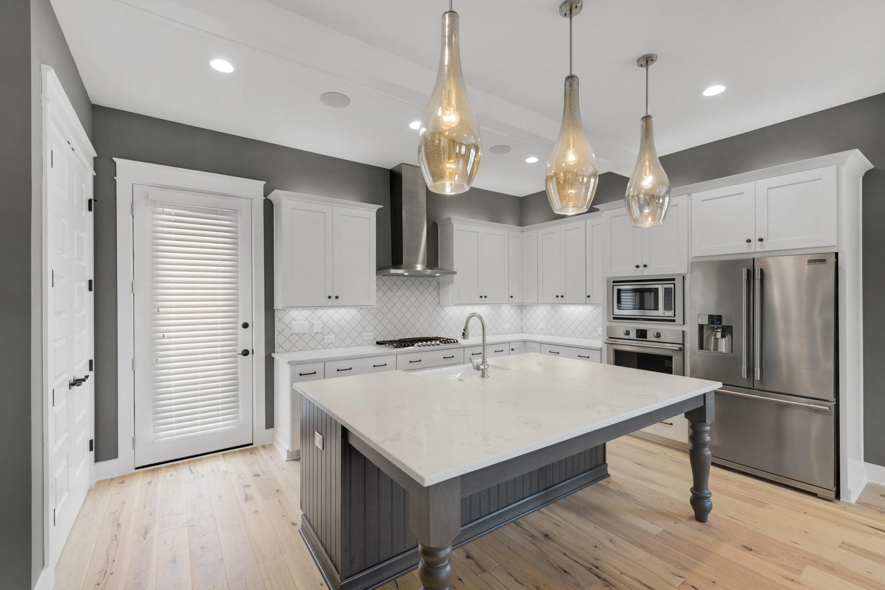 RIDGEWALK LOT 16 BLK B - Residential