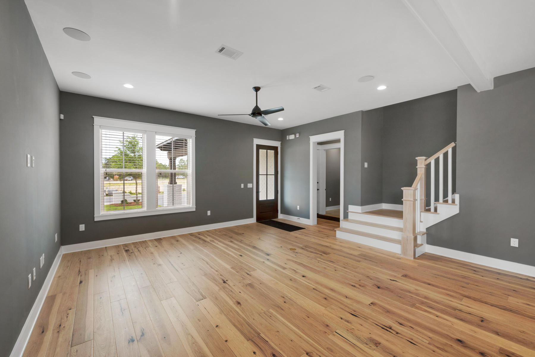 RIDGEWALK LOT 16 BLK B - Residential