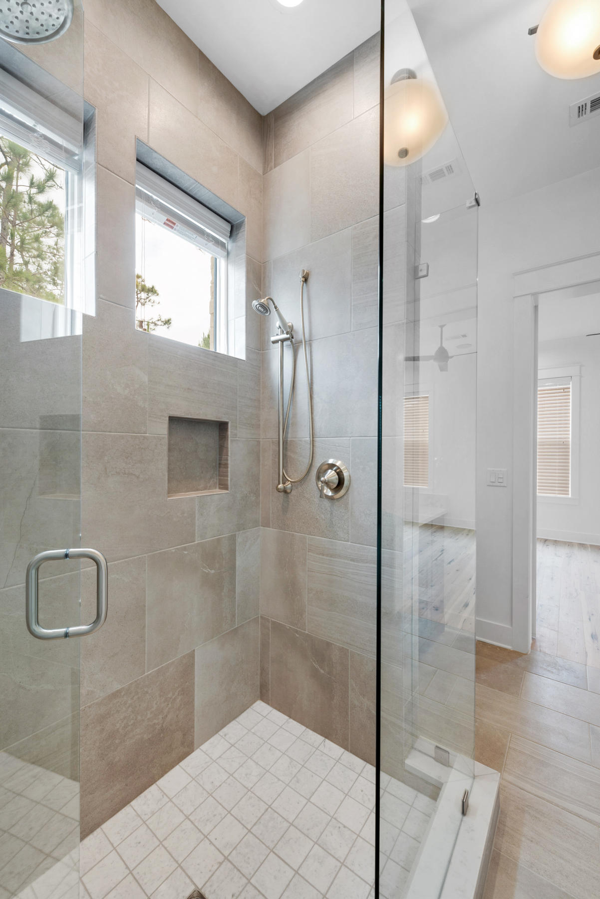 RIDGEWALK LOT 16 BLK B - Residential