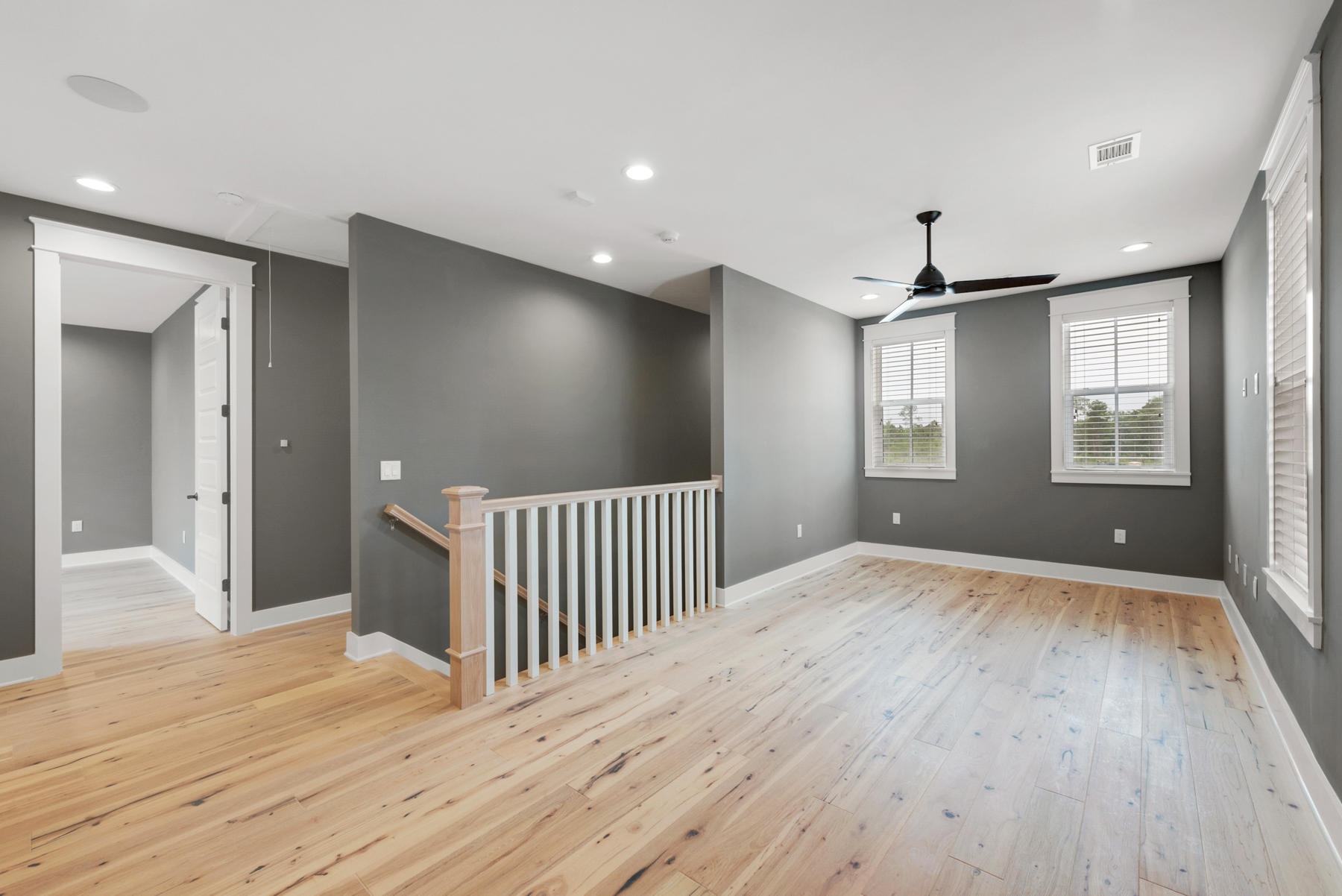 RIDGEWALK LOT 16 BLK B - Residential