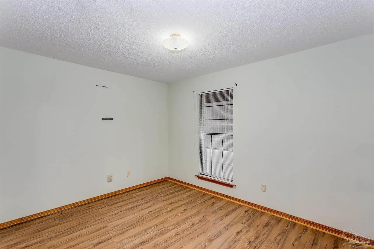 SKYLINE - Residential