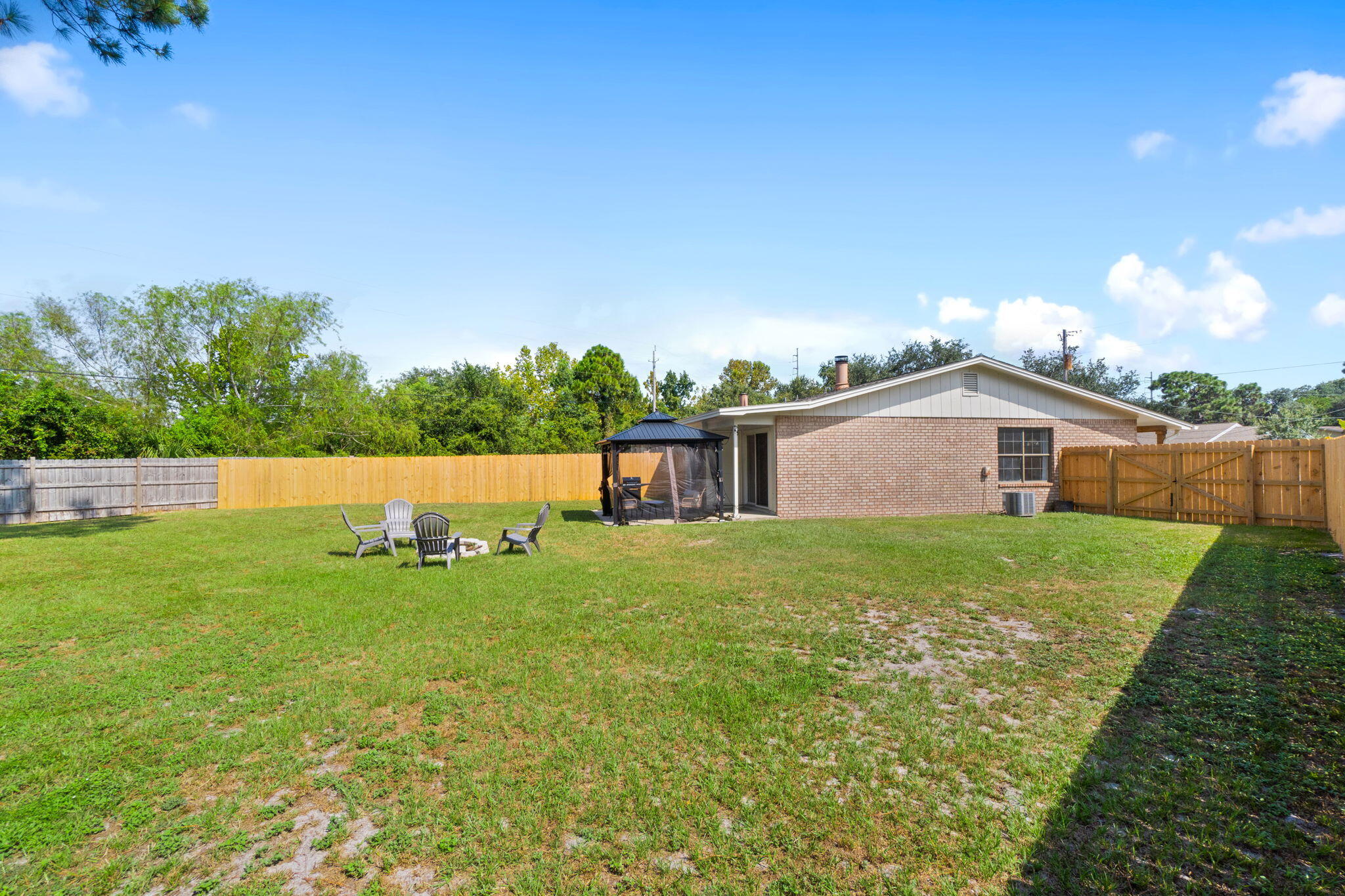 VILLA EAST - Residential