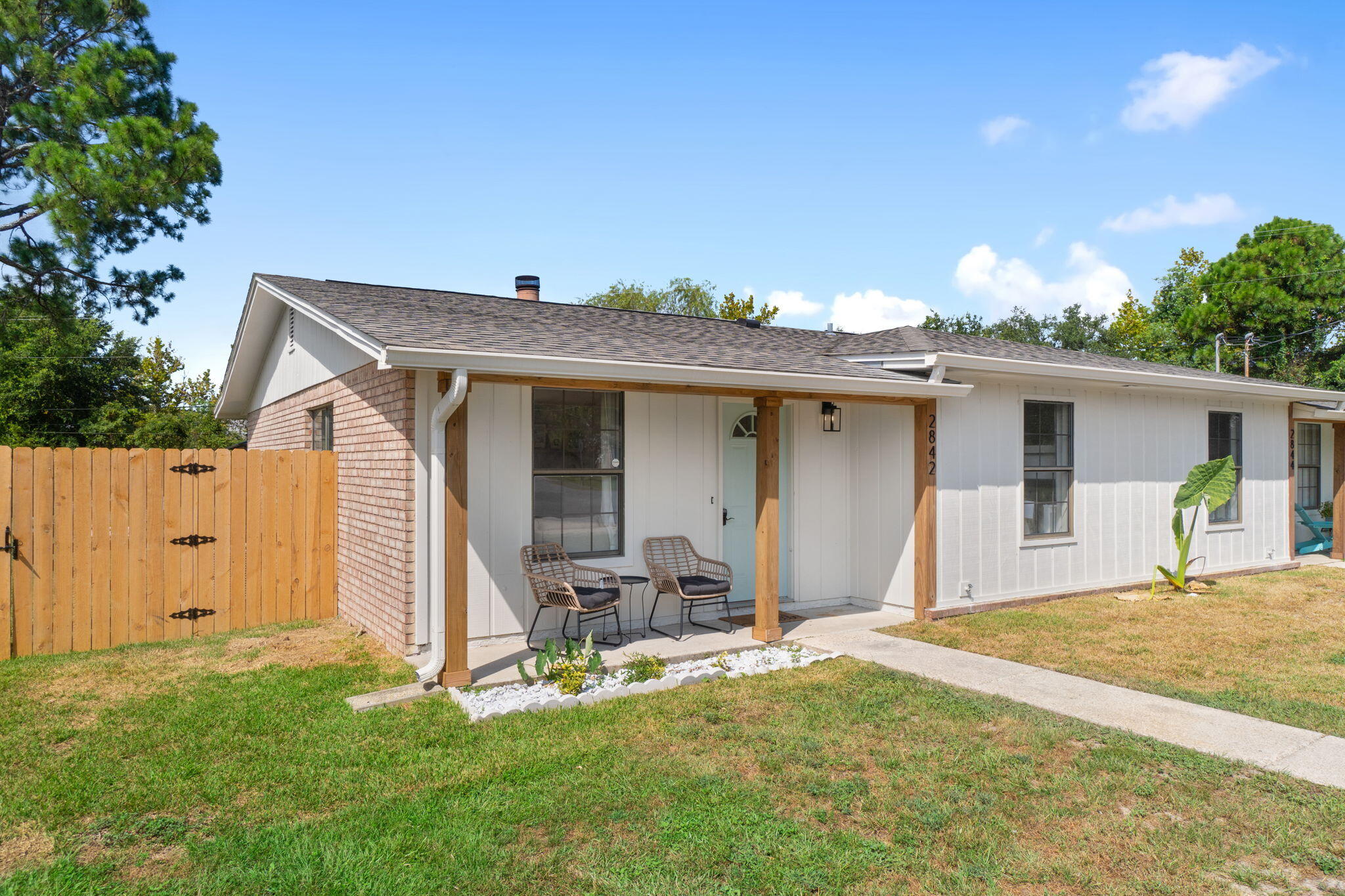 VILLA EAST - Residential