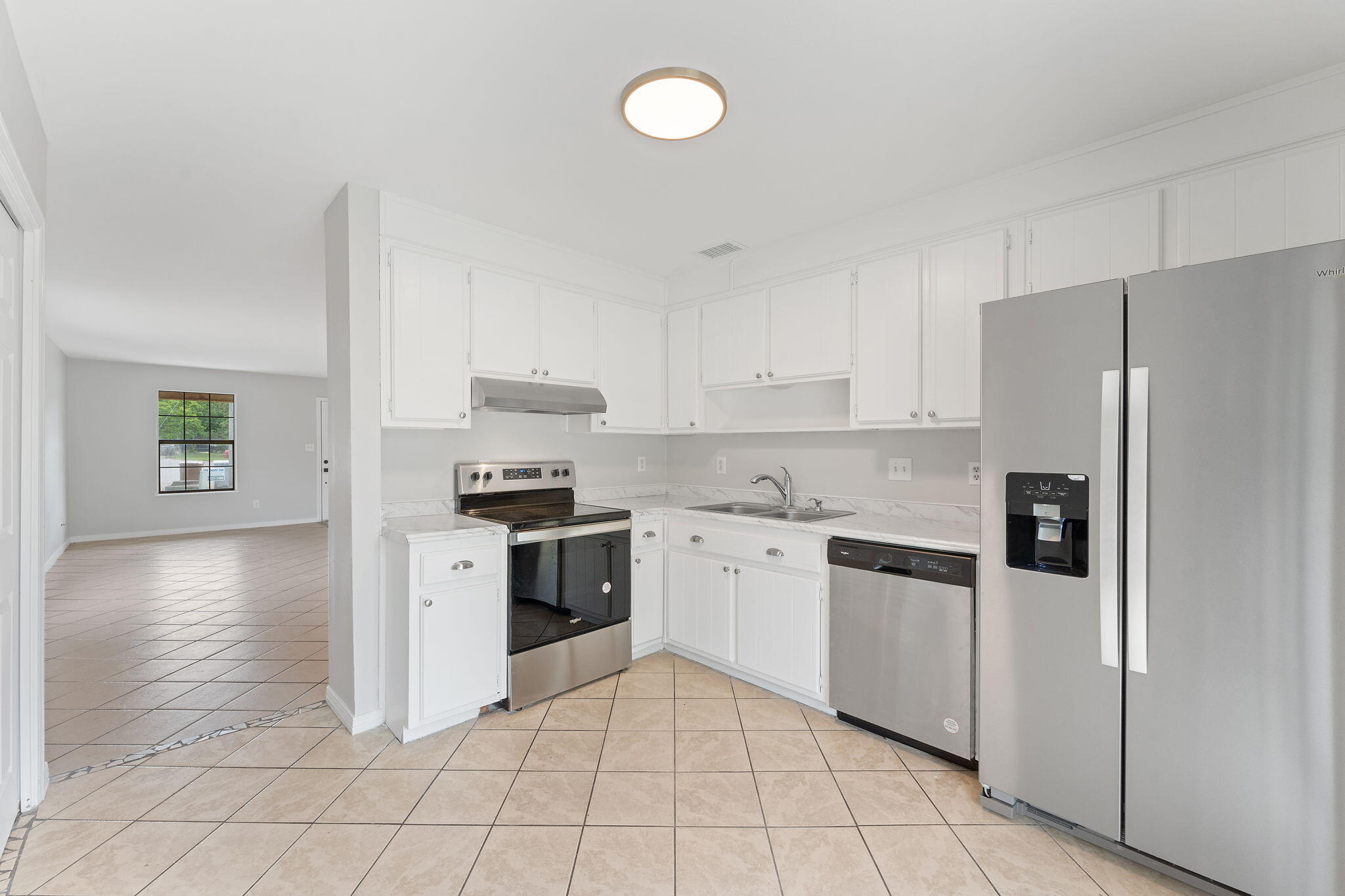 VILLA EAST - Residential