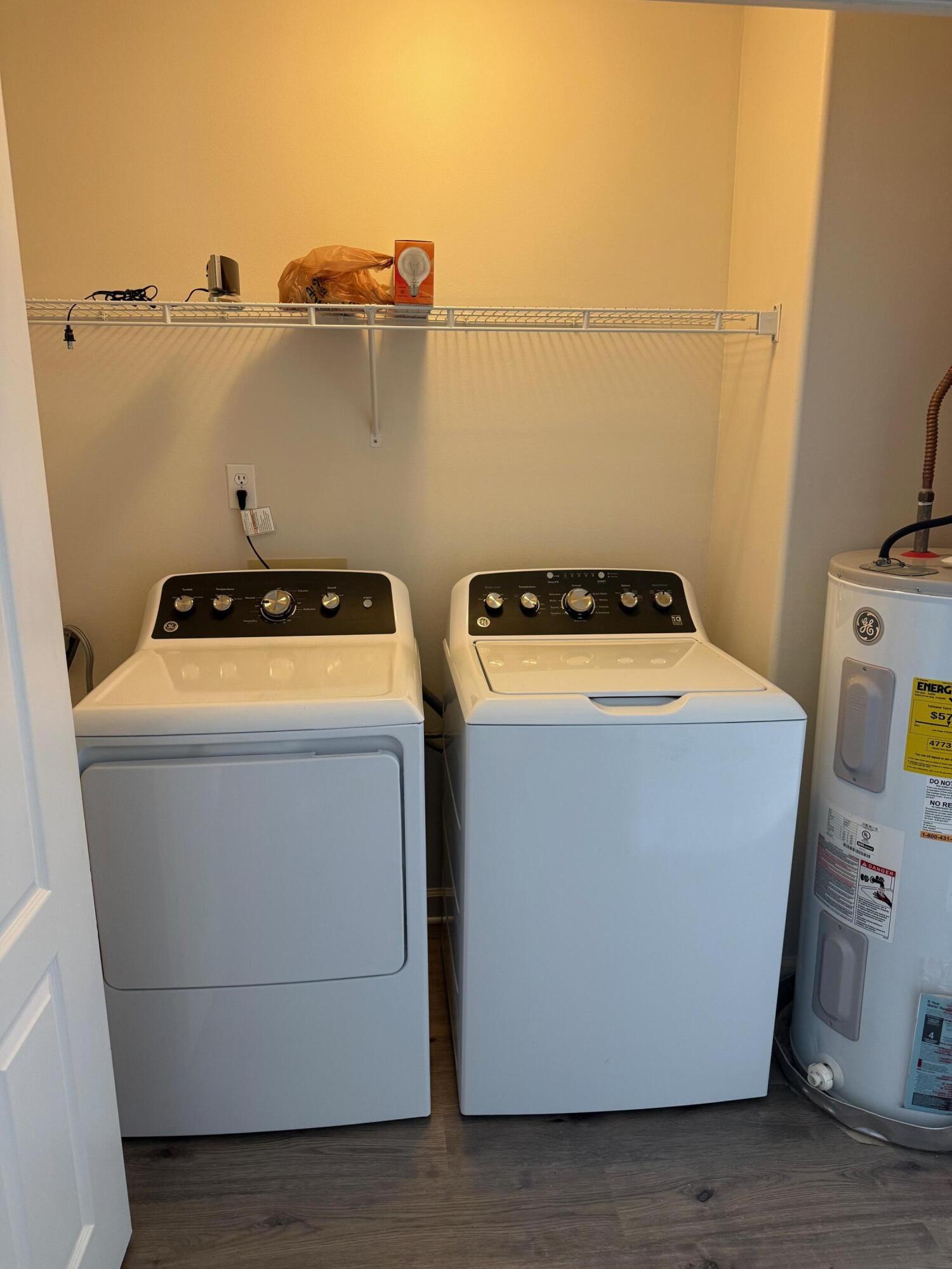 PELICAN PLACE T/H EAST - Residential Lease