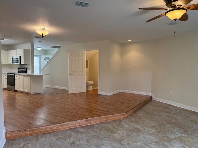 PELICAN PLACE T/H EAST - Residential Lease